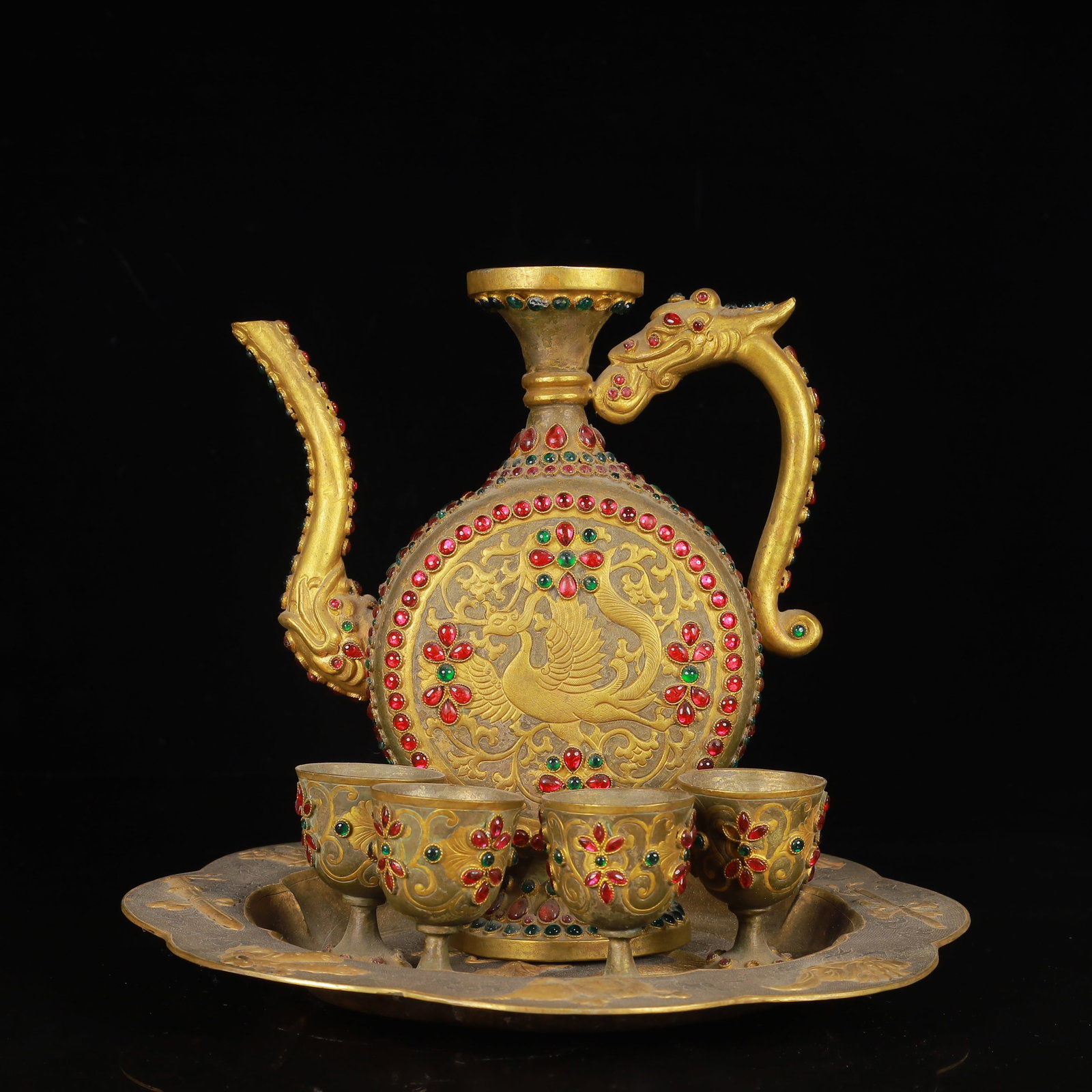 A Set of Fine Gilt Silver Dragon and Phoenix Pattern Teapots,Inlaid Gems: A Set of Fine Gilt Silver Dragon and Phoenix Pattern Teapots,Inlaid Gems,Qing Dynasty,China,Size:7.5inx2.8inx9.8in,Weight:1800g