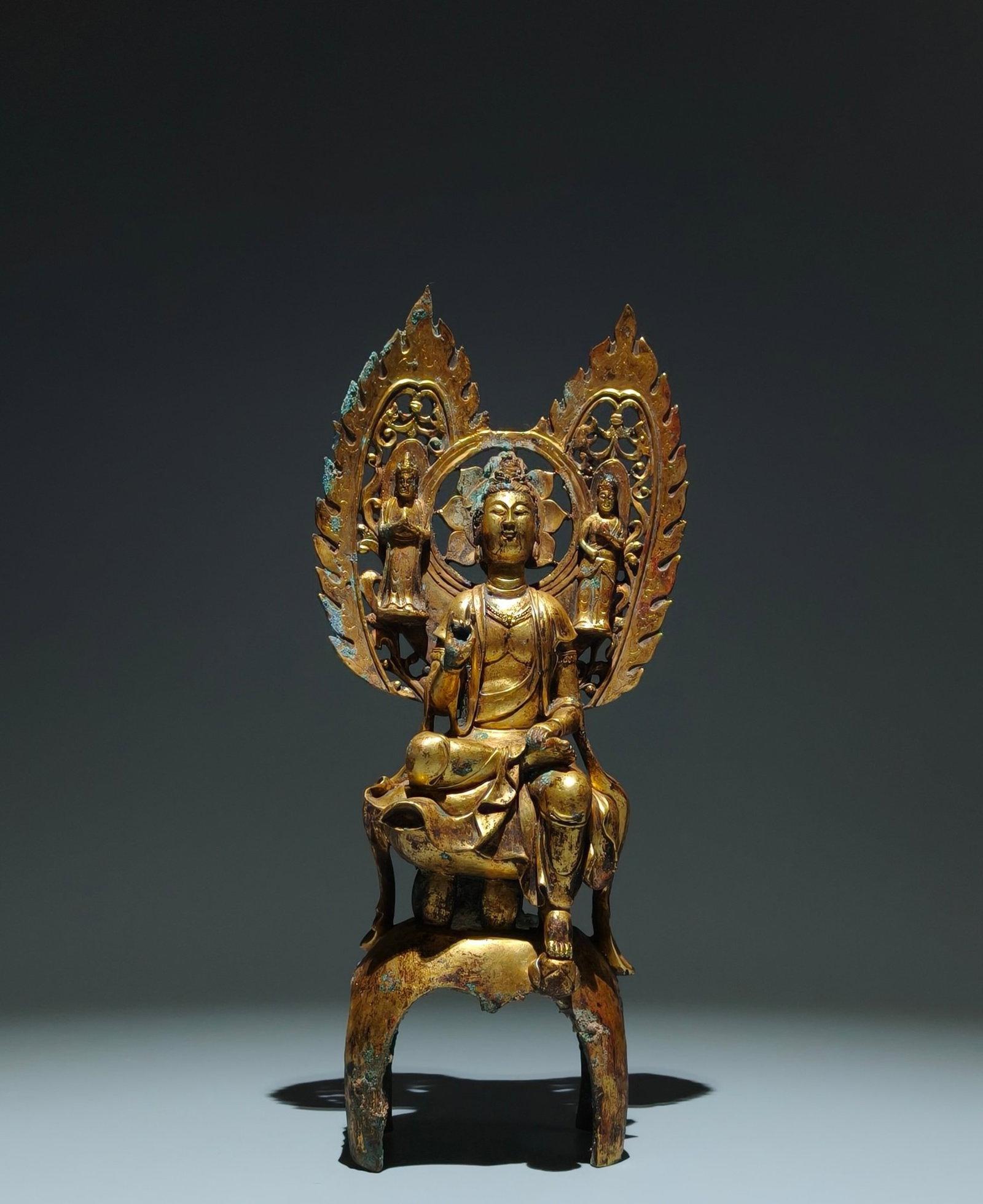 A Solemn Gilt Bronze Statue of Bodhisattva: A Solemn Gilt Bronze Statue of Bodhisattva,Tang Dynasty,China,Size:11.8inx5.1inx3.1in 铜鎏金菩萨像,中国唐代