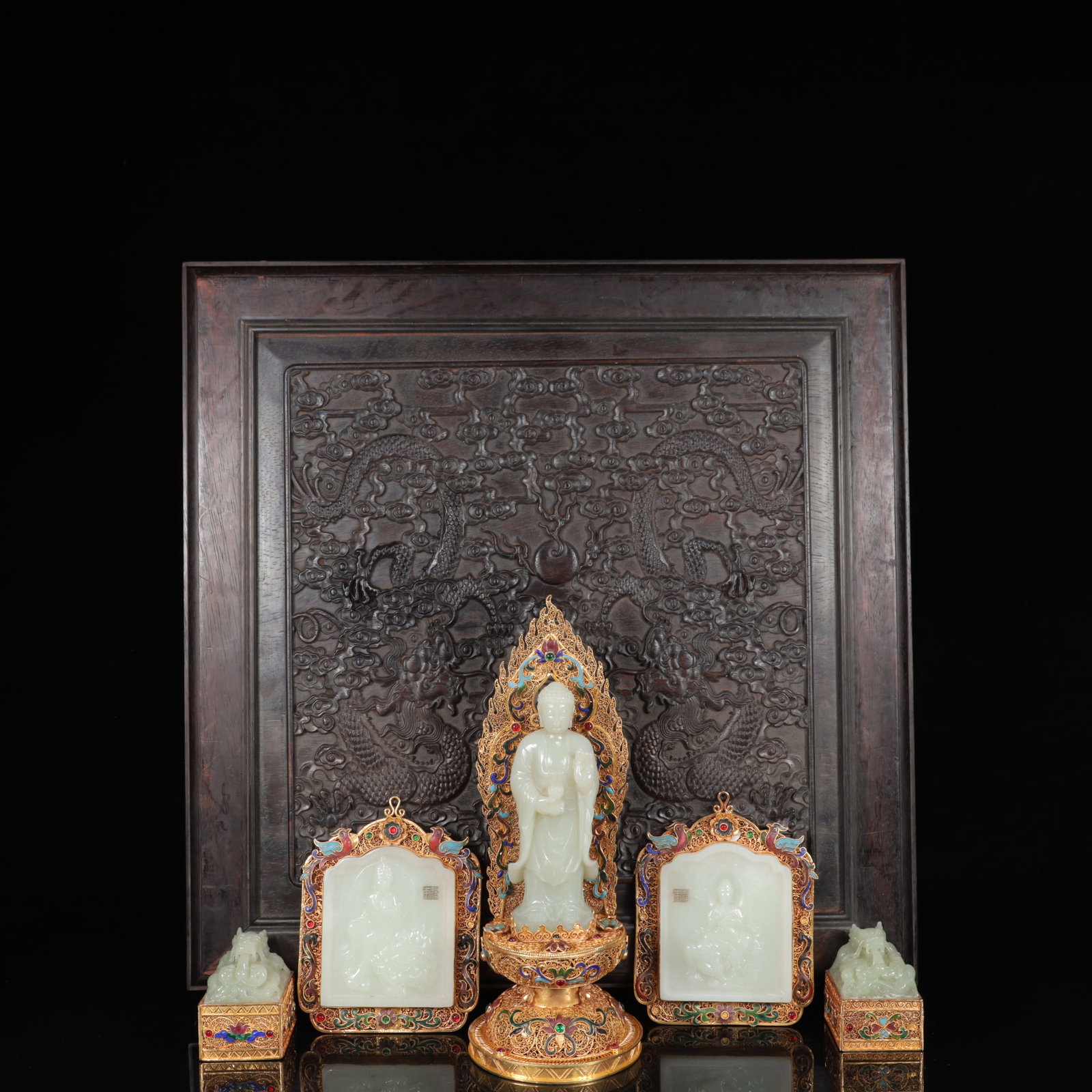 A Set of Fine White Jade Inlaid Gems Figure Ornaments,With Poem: A Set of Fine White Jade Inlaid Gems Figure Ornaments,With Poem,Qing Dynasty,China,Qianlong Four-character Mark,Size:(Seal)2.4inx1.6inx2.6in,(Box)18.5inx7.9in,Weight:2100g 一套白