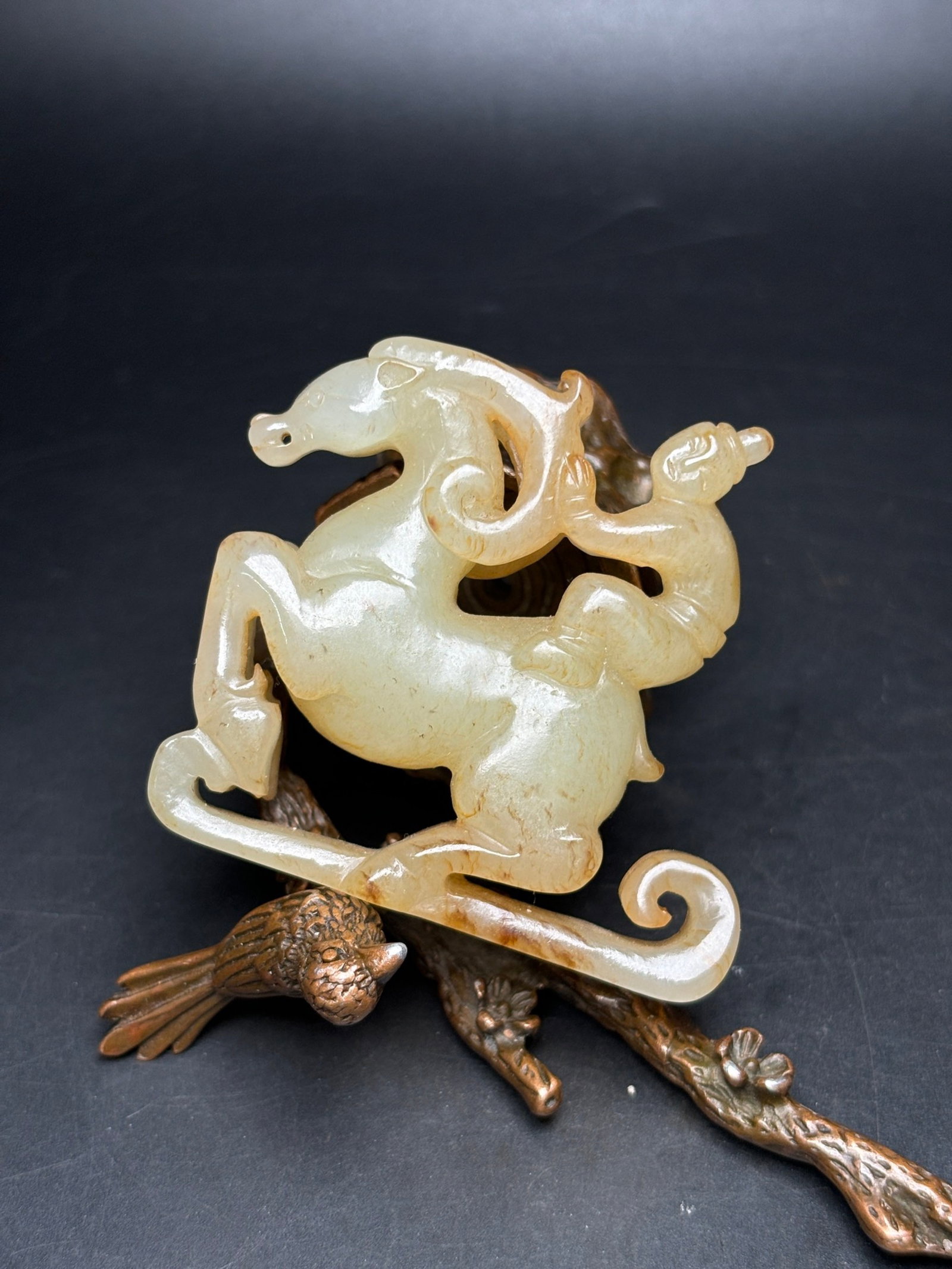 An Exquisite White Jade Figure Riding Deer Ornament: An Exquisite White Jade Figure Riding Deer Ornament,Qing Dynasty,China,Size:56mmx52mmx15mm,Weight:53g 白玉人物骑鹿摆件,中国清代