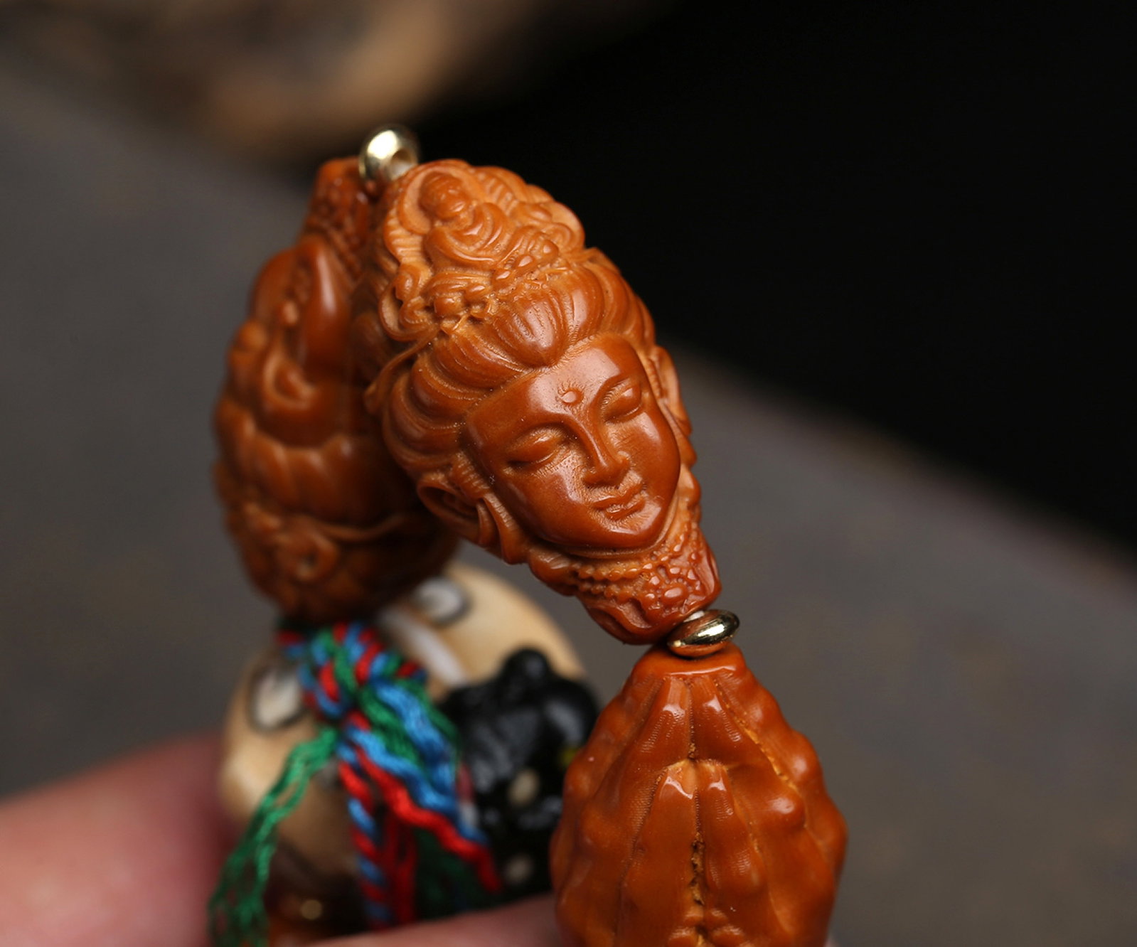 An Exquisite Olive PitBuddha-Face Pattern Bracelets - 4