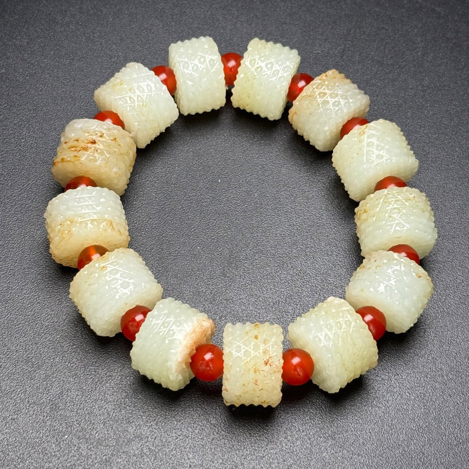 An Exquisite White Jade Bracelets - 2