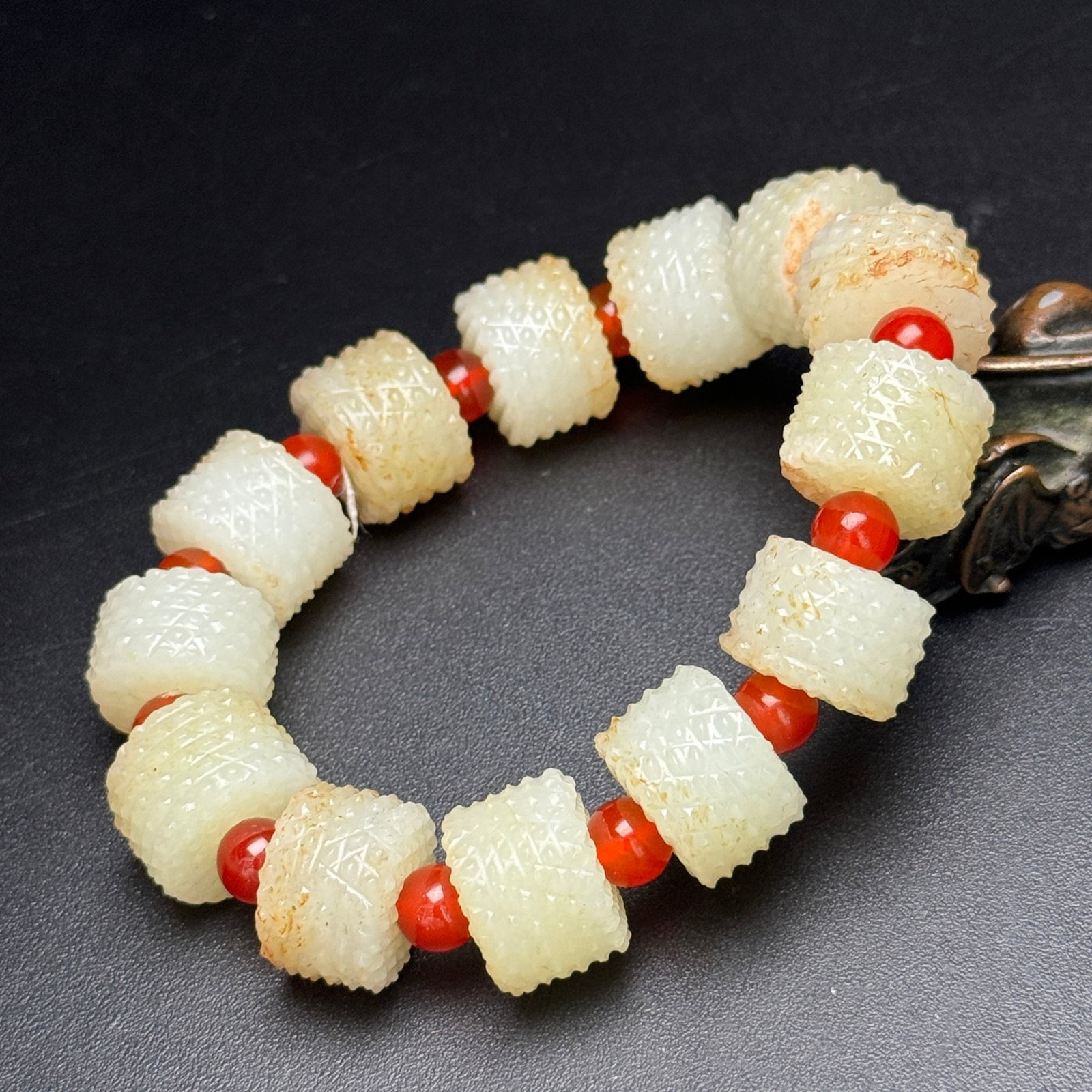 An Exquisite White Jade Bracelets - 4