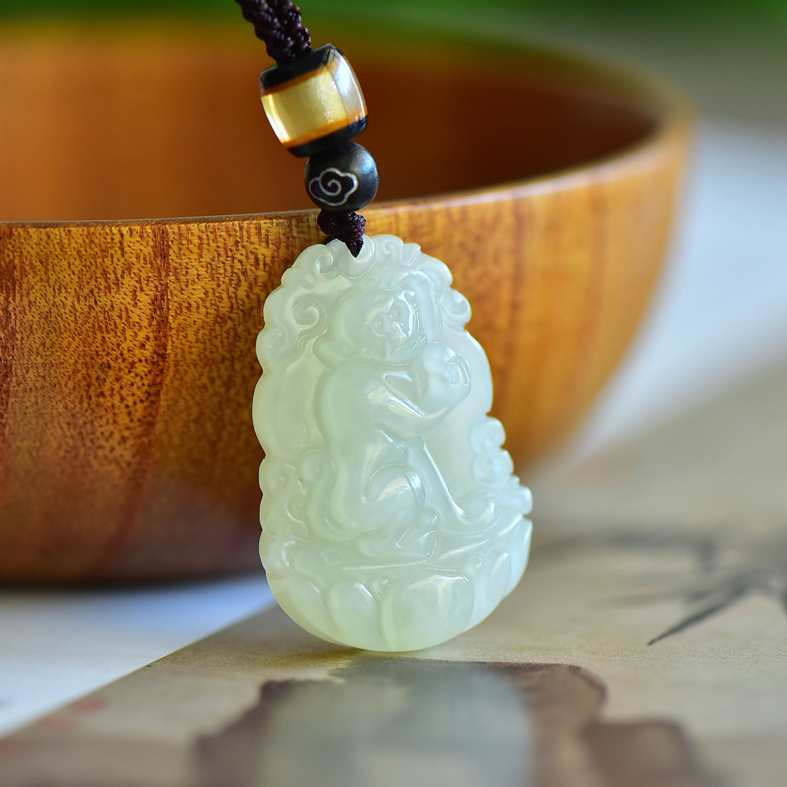 An Exquisite Greenish Jade Monkey Pattern Pendant - 2