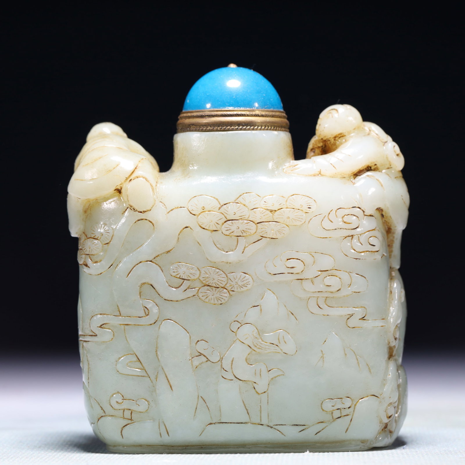 An Exquisite White Jade Landscape and Figure Pattern Snuff Bottle: An Exquisite White Jade Landscape and Figure Pattern Snuff Bottle,Qing Dynasty,China,Size:3.1inx1.2inx3.5in,Weight:400g