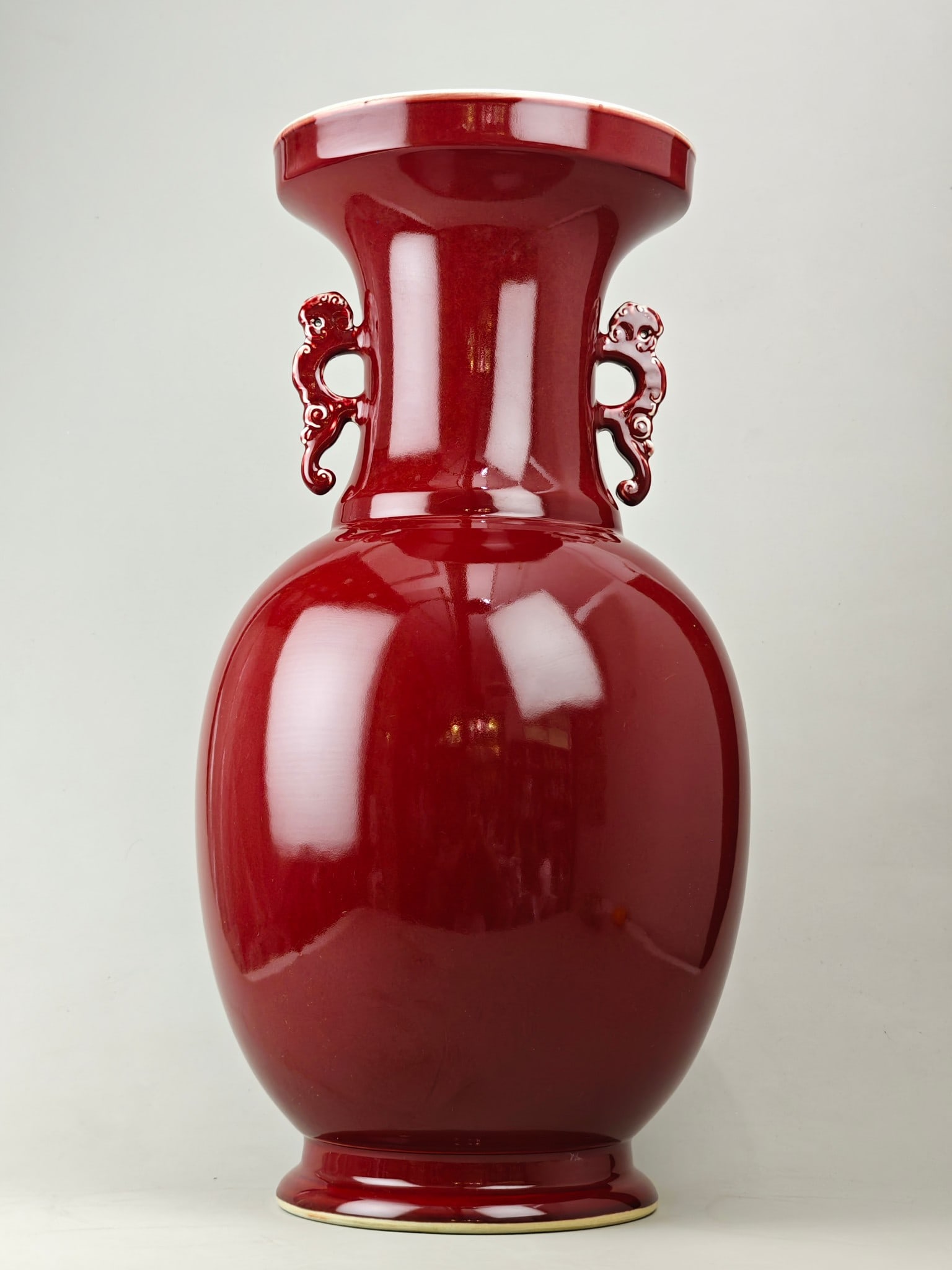 Red Glazed Double-Ears Vase (1 of 6)