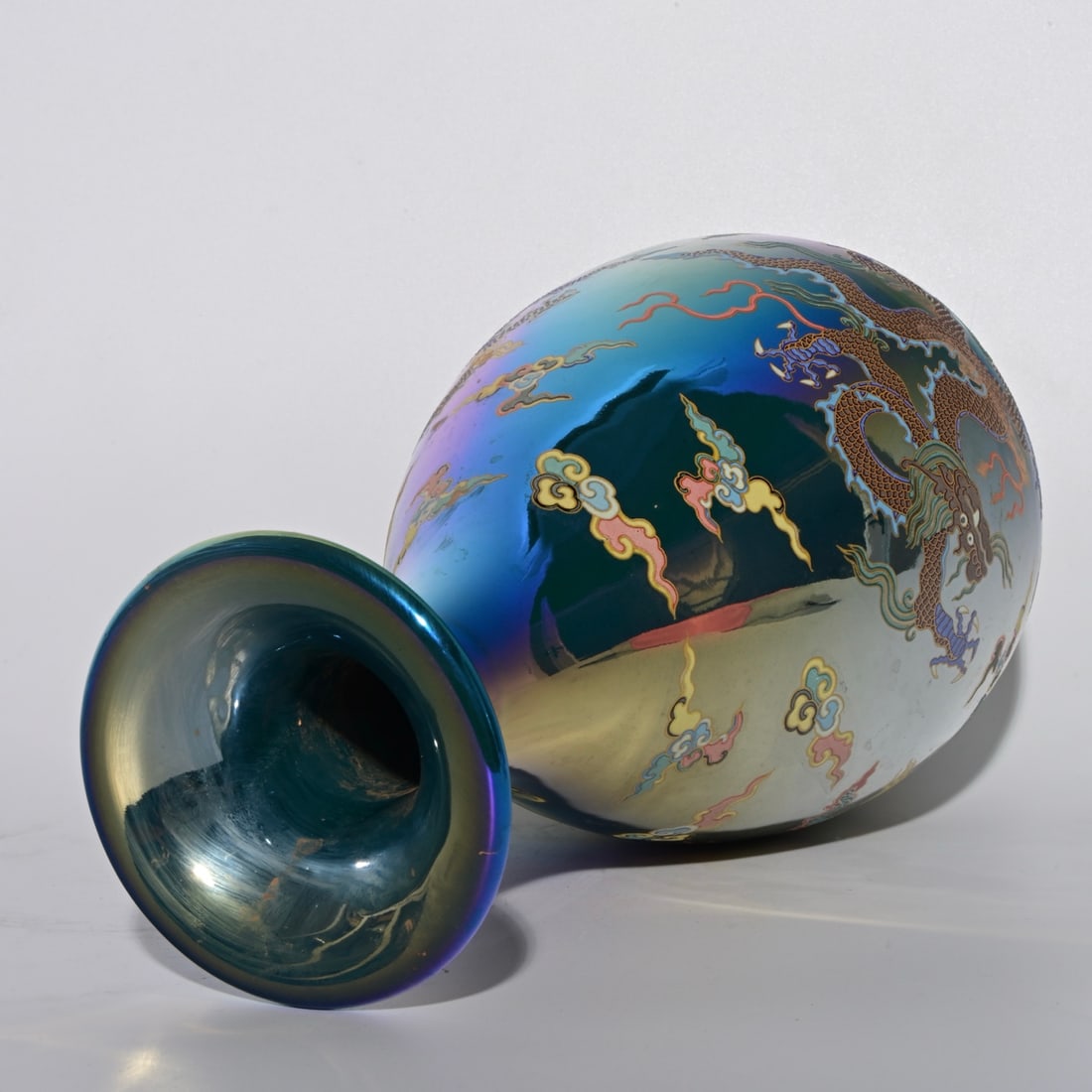 An Exquisite Ding yao Dragon Pattern Vase, - 8