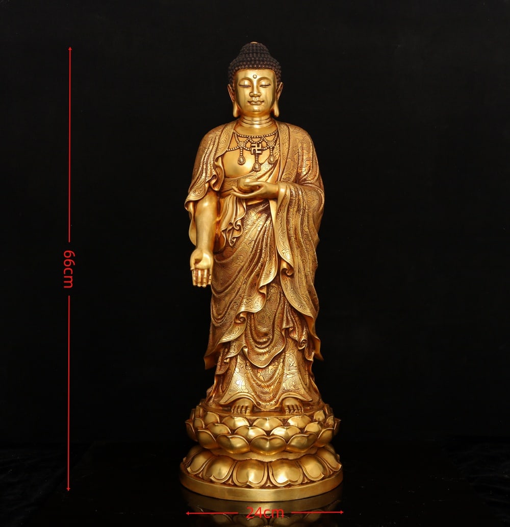 An Exquisite Gilt Bronze Statue of Sakyamuni (1 of 9)