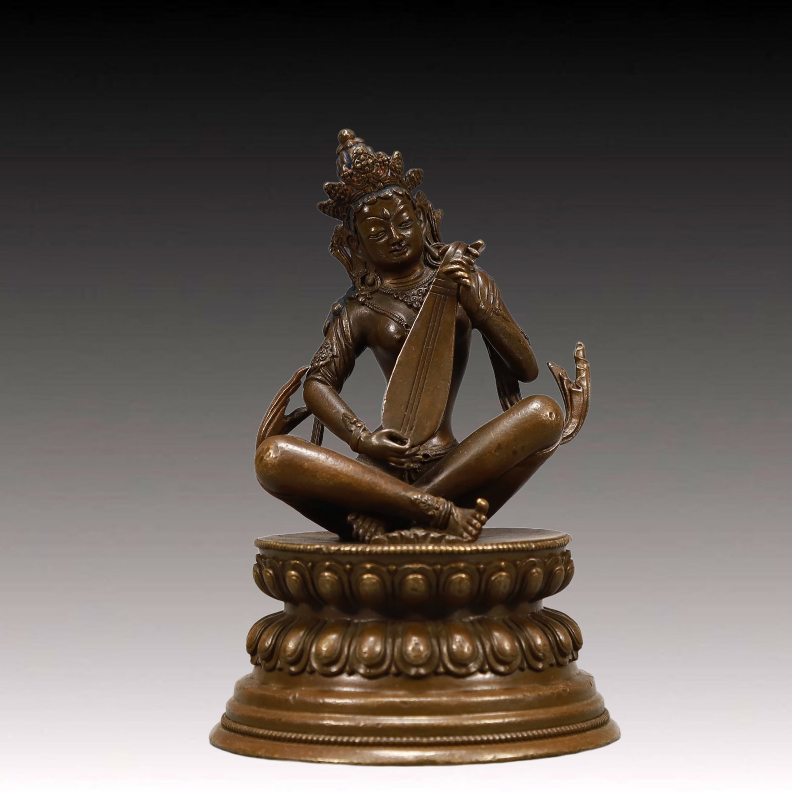 A Solemn Bronze Statue of Gadgadasvara: A Solemn Bronze Statue of Gadgadasvara,Qing Dynasty,China,Size:3.7inx5.7in,Weight:700g,铜妙音观音像,中国清代