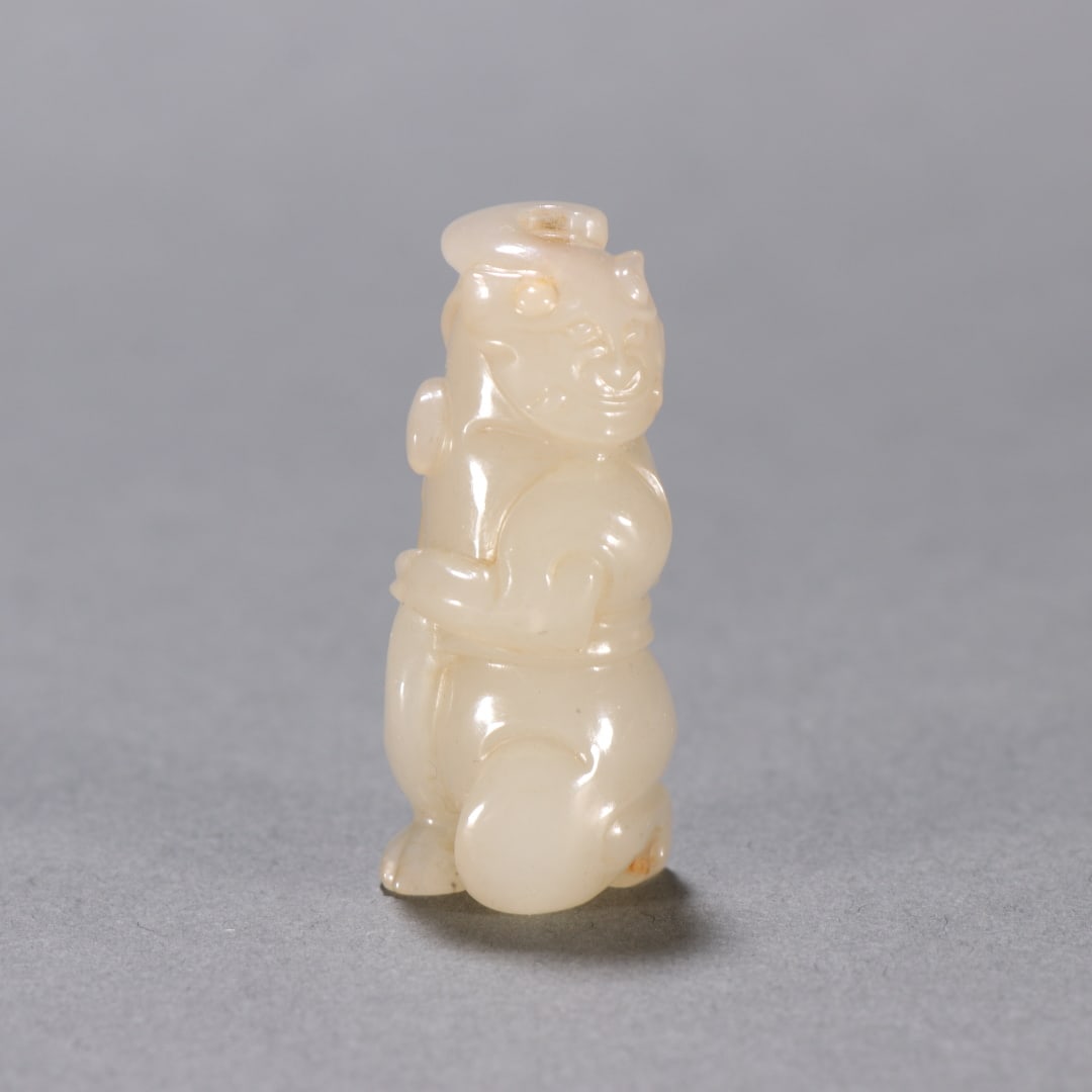 An Exquisite White Jade Figure Ornament: An Exquisite White Jade Figure Ornament,Han Dynasty,China,Size:1.8inx0.7in,白玉人物摆件,中国汉代