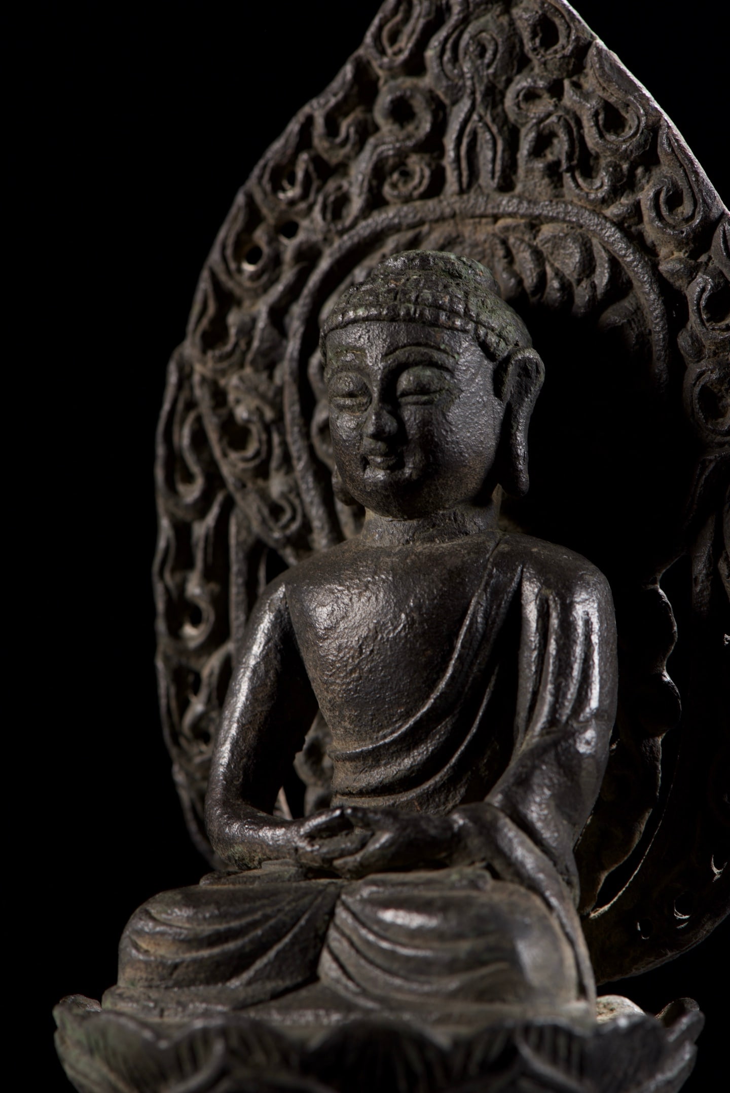 An Exquisite Copper Buddha Statue - 3