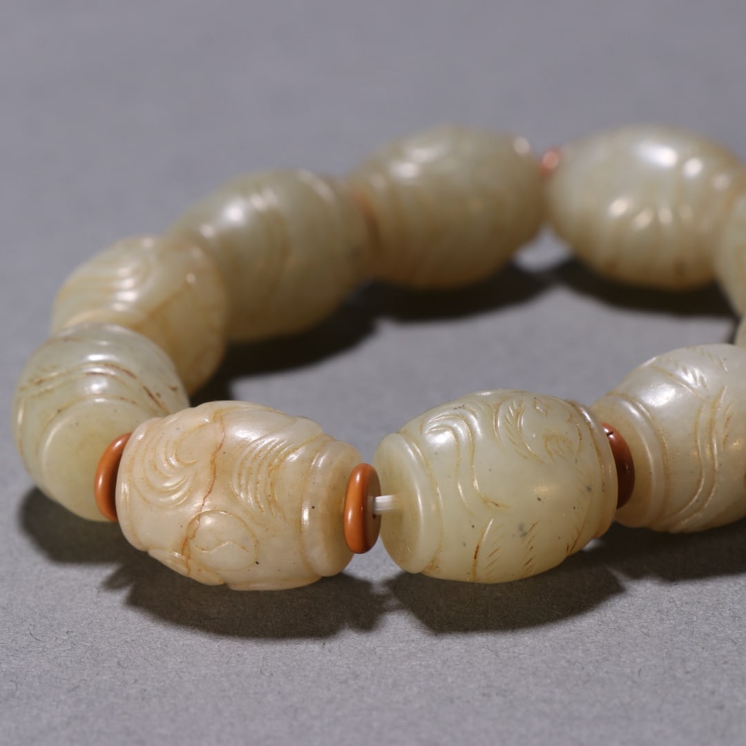 An Exquisite White Jade Dragon Pattern Bracelets - 4