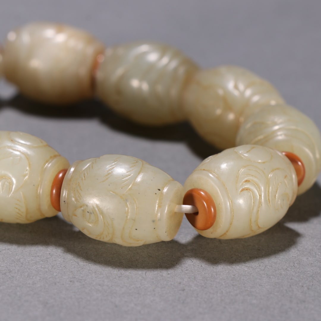 An Exquisite White Jade Dragon Pattern Bracelets - 6