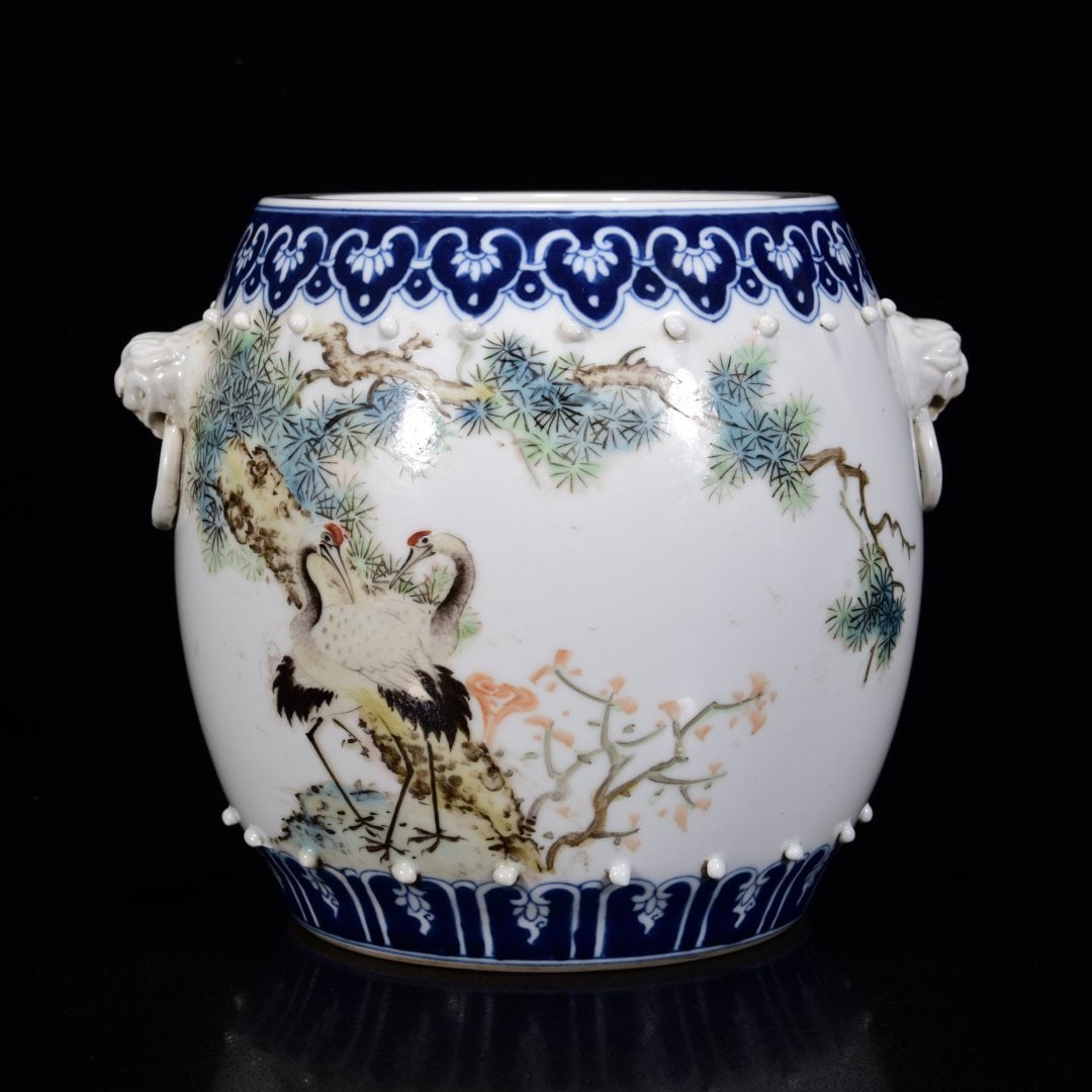 An Exquisite Blue and White Famille-Rose Flower and Bird Pattern Double-Ears Jar: An Exquisite Blue and White Famille-Rose Flower and Bird Pattern Double-Ears Jar,the Republic of China,Size:6.7inx7.1in,青花粉彩花鸟纹双耳罐