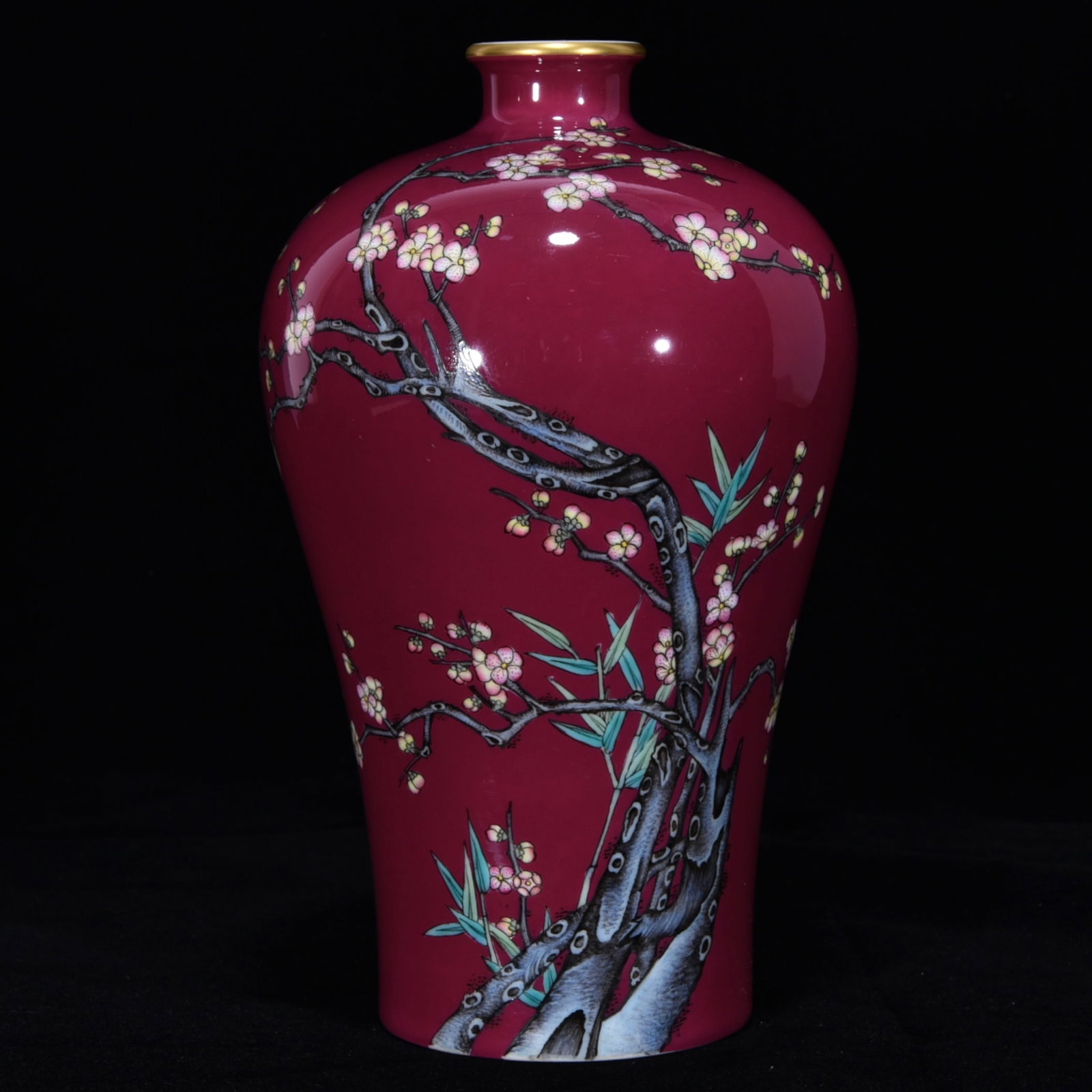 An Exquisite Famille-Rose Ruby Red-Glazed Flower Pattern Vase: An Exquisite Famille-Rose Ruby Red-Glazed Flower Pattern Vase,Qing Dynasty,China,with Yongzheng Six-character