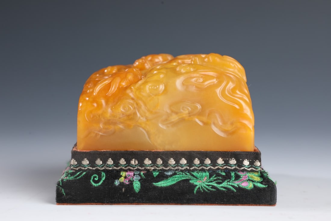 An Exquisite Tianhuang Stone Dragon Pattern Seal - 2