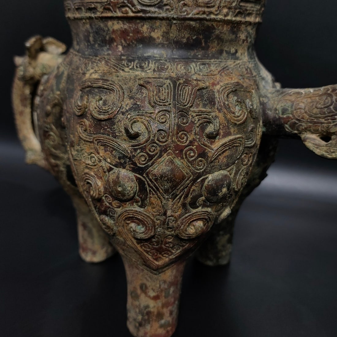 An Exquisite Bronze Dragon Pattern Ewer - 3