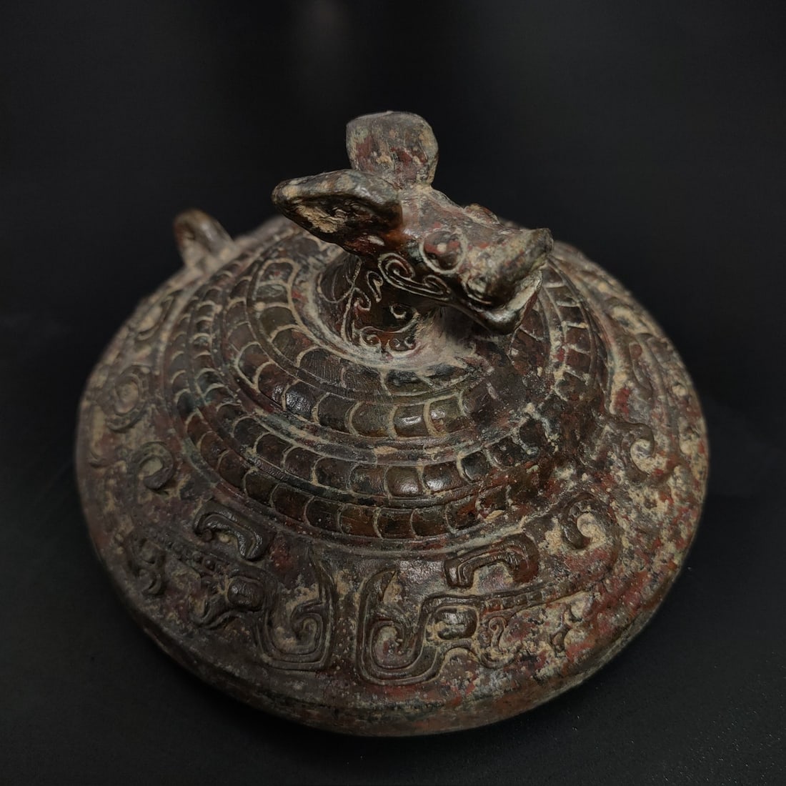 An Exquisite Bronze Dragon Pattern Ewer - 7