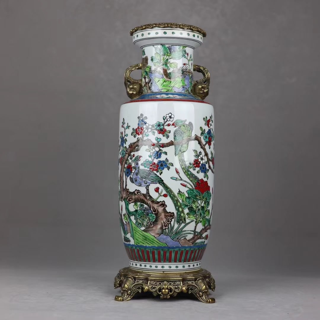 An Exquisite Famille-Rose Inlaid Bronze Flower and Bird Pattern Double-Ears Vase: An Exquisite Famille-Rose Inlaid Bronze Flower and Bird Pattern Double-Ears VaseQing Dynasty,China,Kangxi Six-character Mark,粉彩镶铜花鸟纹双耳