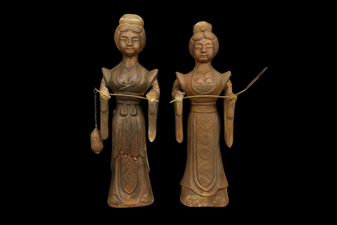 A Pair of Exquisite Copper Figure Ornaments: A Pair of Exquisite Copper Figure Ornaments,Qing Dynasty,China,Size:3.9inx3.1inx12.6in*2,Weight:2099g,一对铜人物摆件,中国清代