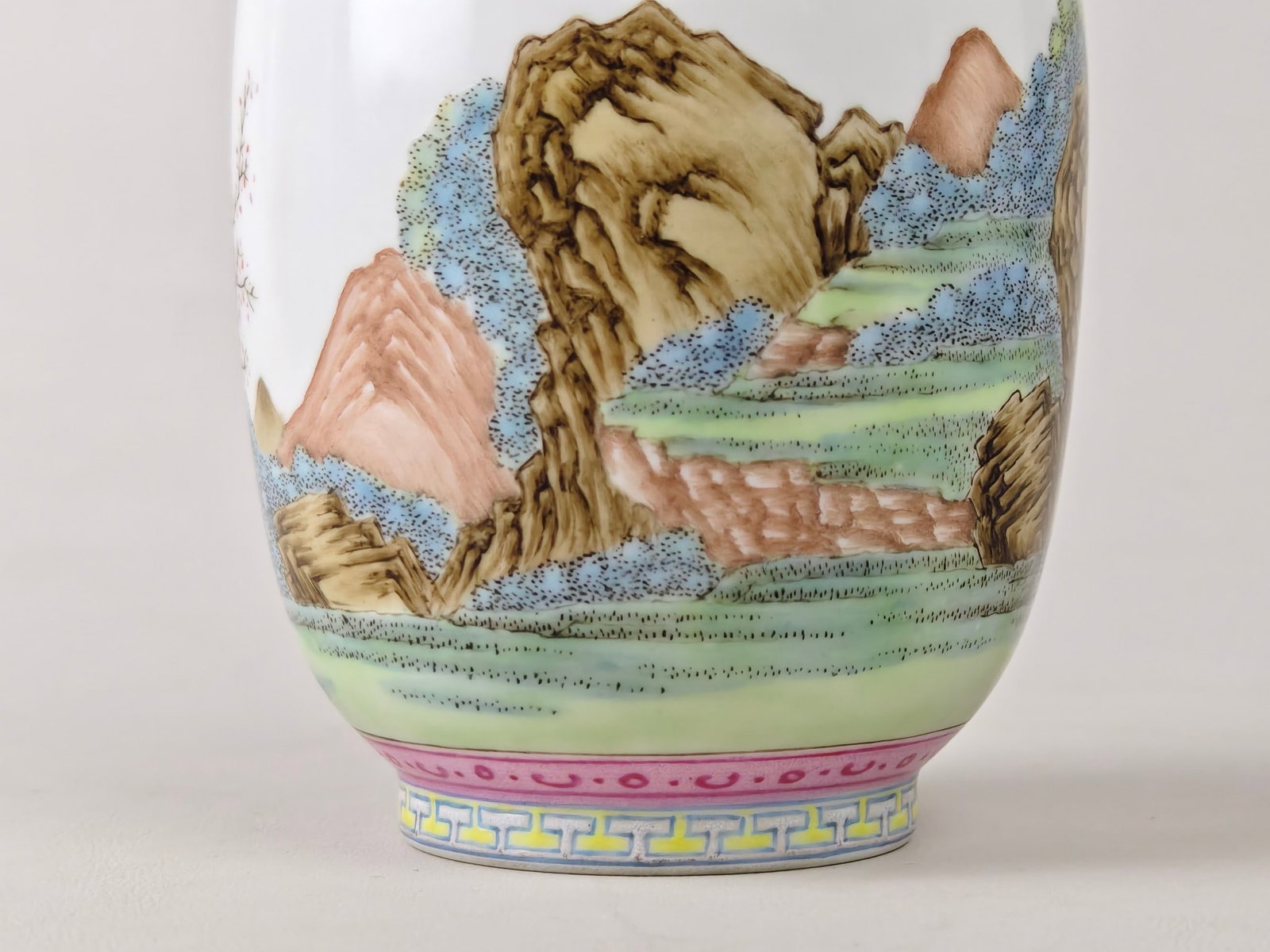 Enamel Character and Story Pattern Auspicious Cloud Pattern Dragon Pattern Vase - 6