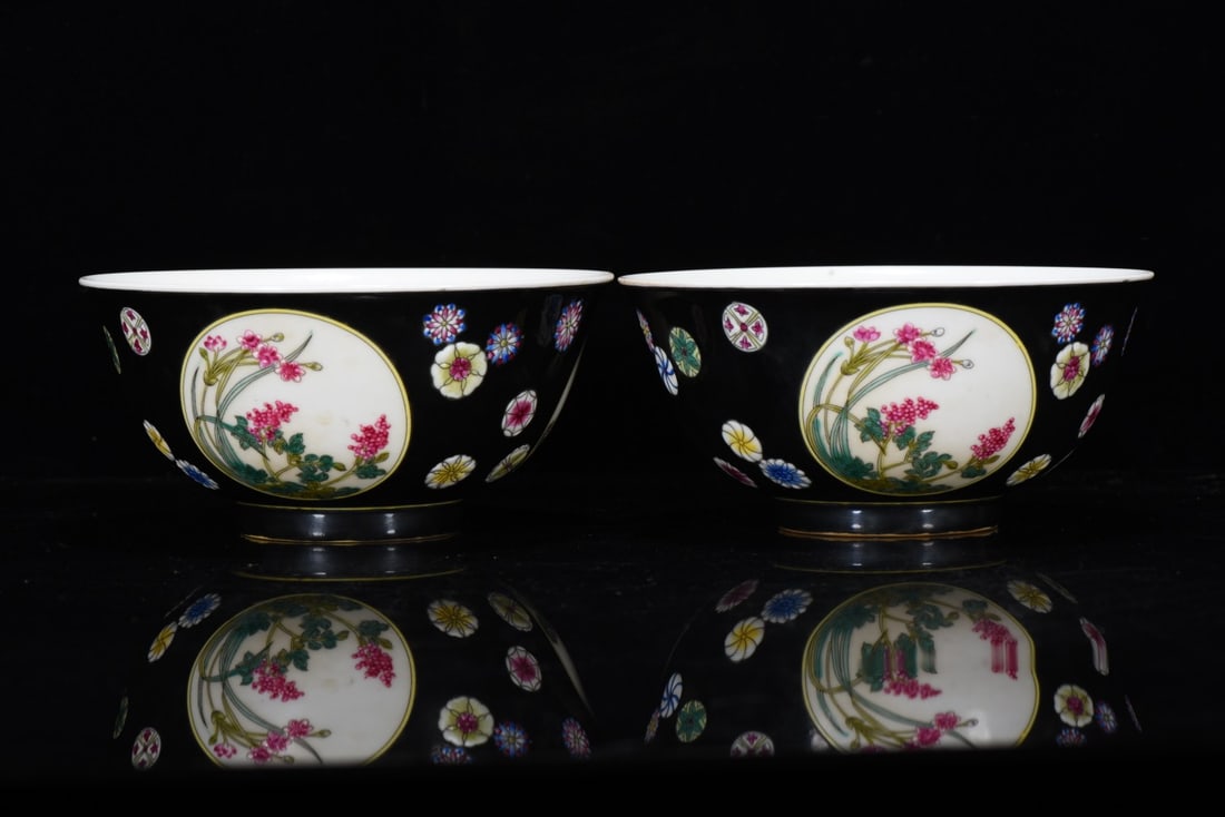 A Pair of Exquisite Famille-Rose Flower Pattern Bowls: A Pair of Exquisite Famille-Rose Flower Pattern Bowls,Qing Dynasty,China,with Yongzheng Four-character