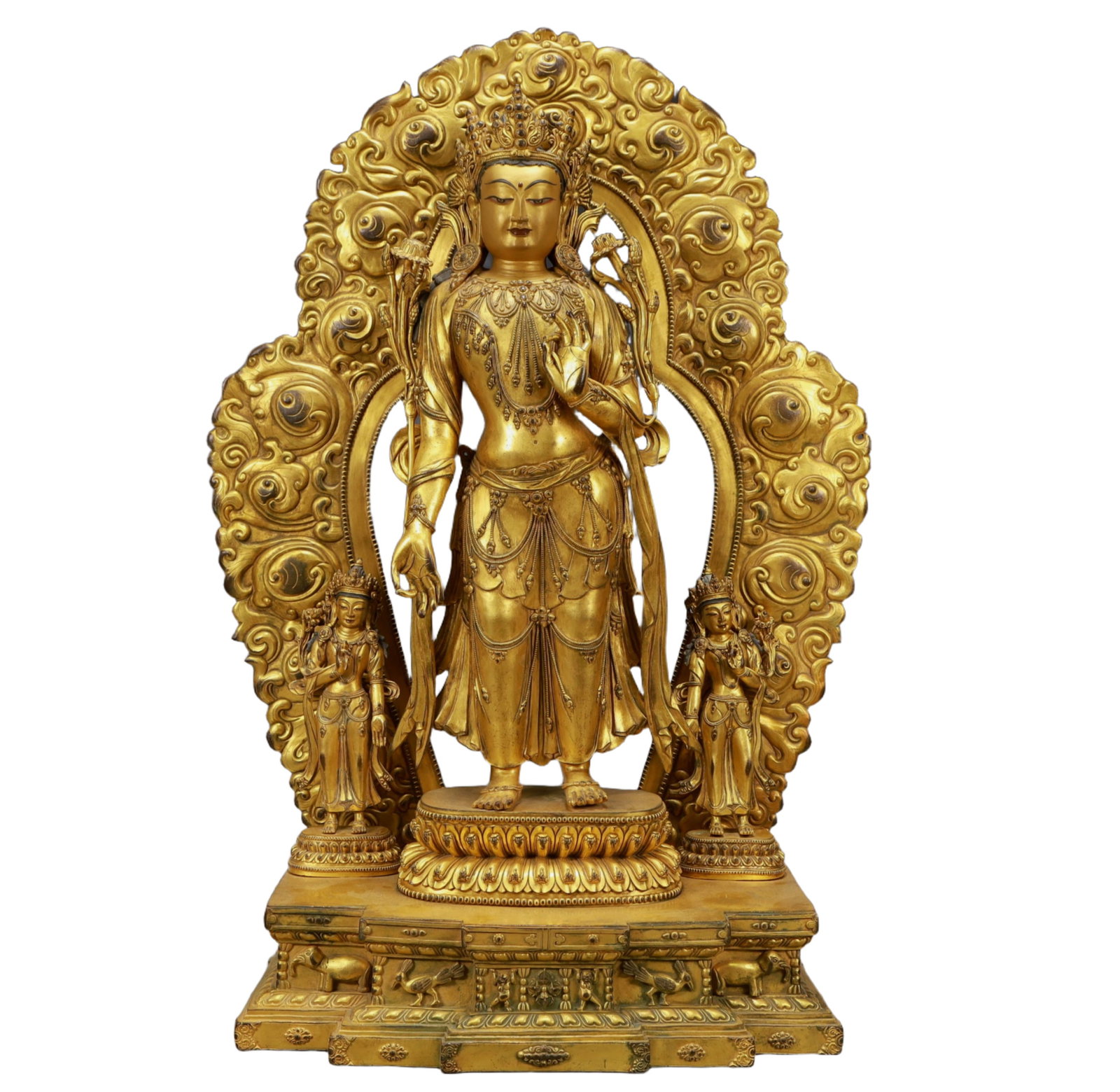 A Solemn Gilt Bronze Statue of Avalokitesvara: A Solemn Gilt Bronze Statue of Avalokitesvara,Ming Dynasty, China,Size:17.1inx8.9inx29.5in,Weight:30100g,铜鎏金观音像,中国明代