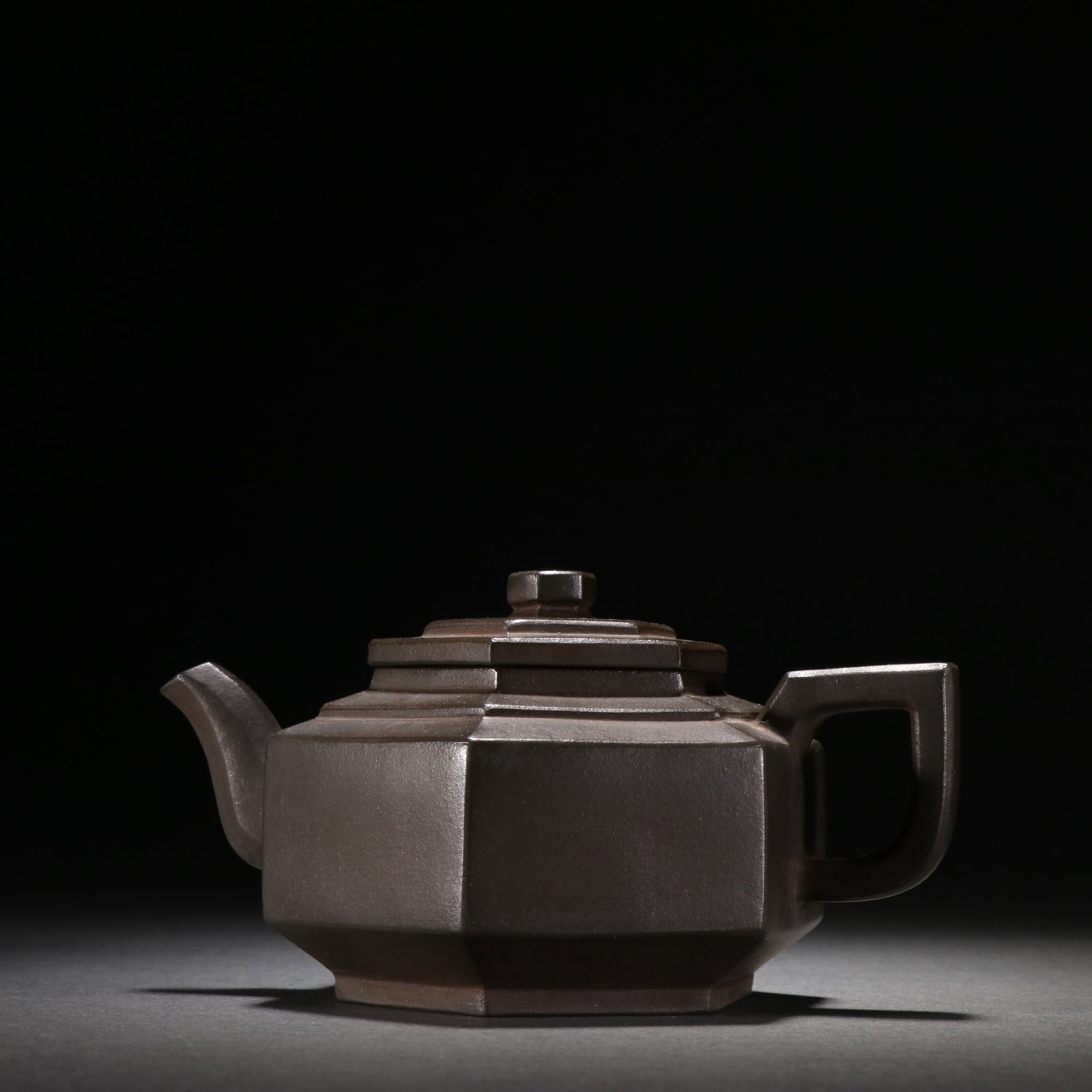 An Exquisite Purple Sands Teapot (1 of 9)