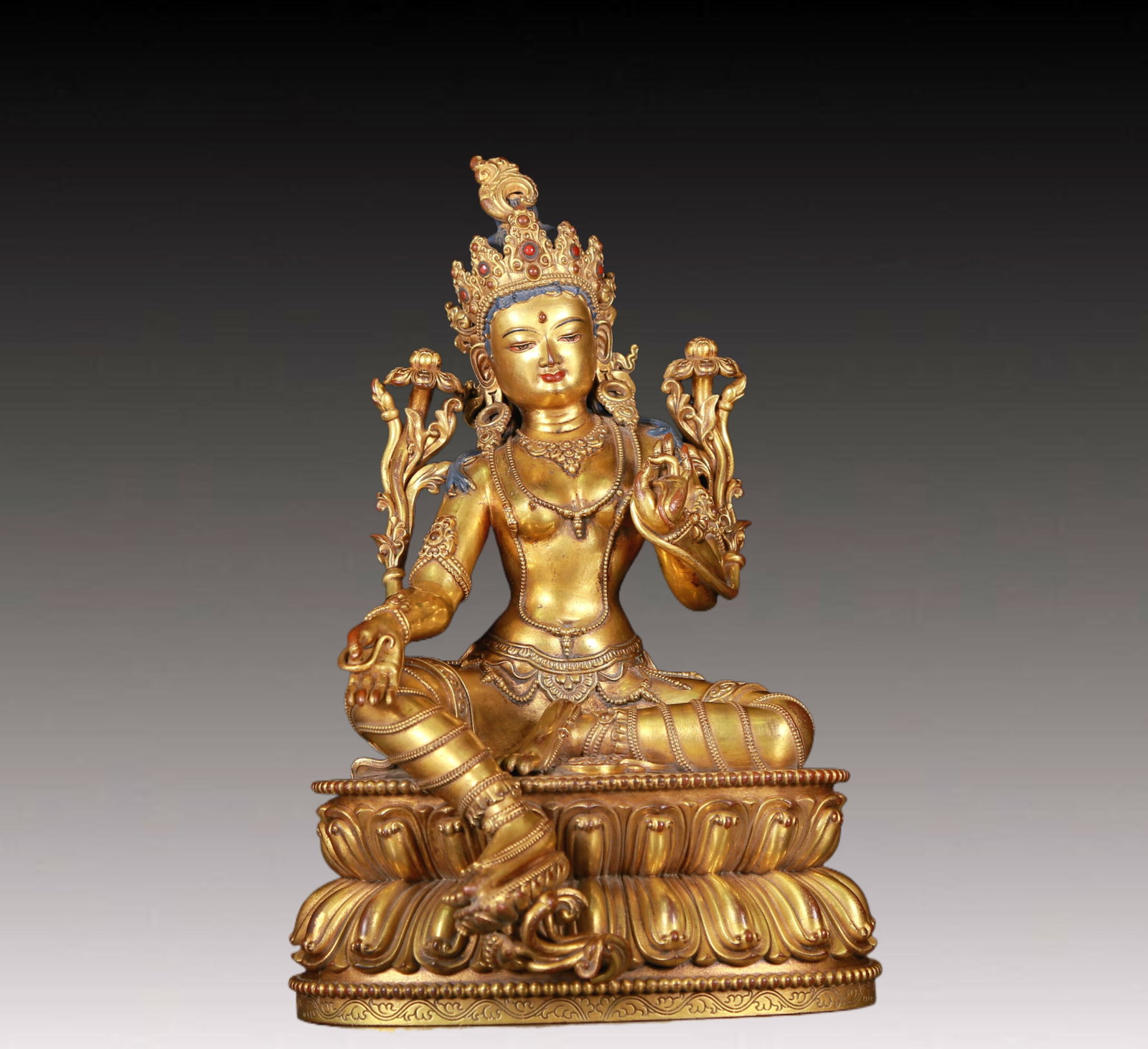 A Rare Gilt Bronze Statue of Green Tara: A Rare Gilt Bronze Statue of Green Tara,Ming Dynasty,China,Yongle Six-Character Mark,Size:7.9inx6.3inx12.2in,Weight:4385g