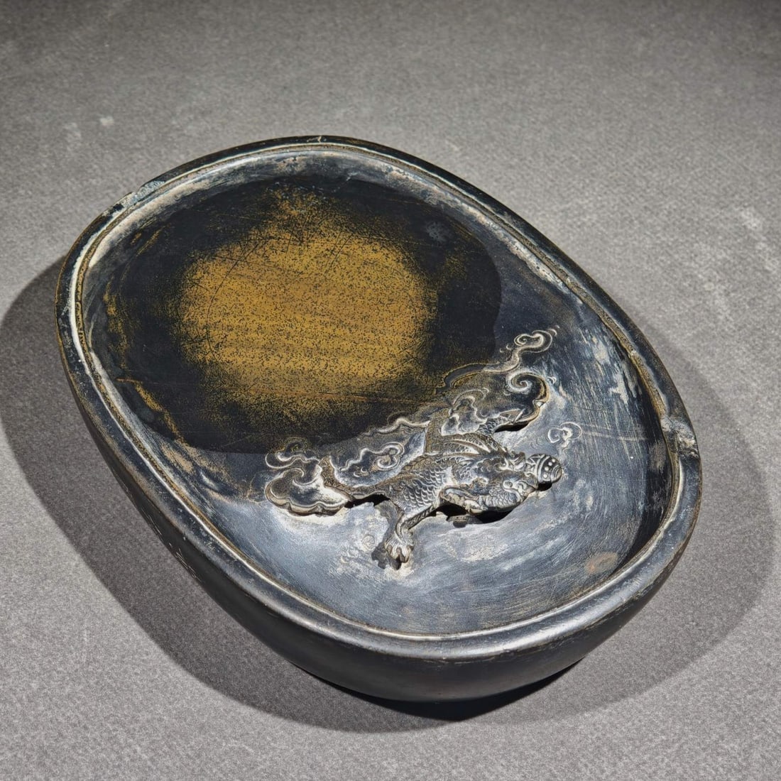 An Exquisite Golden Toad Pattern Inkstone - 3