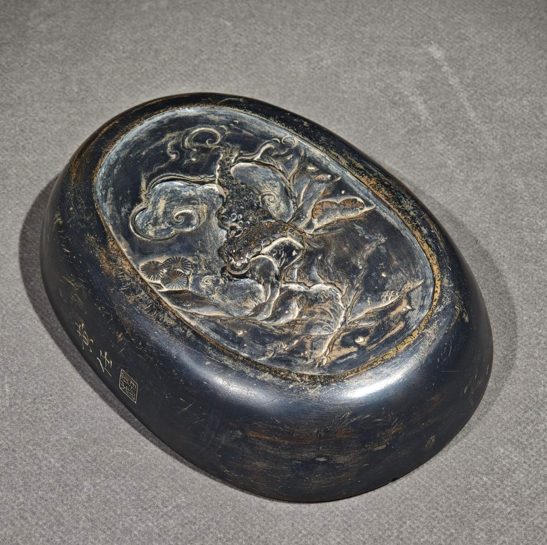 An Exquisite Golden Toad Pattern Inkstone - 4