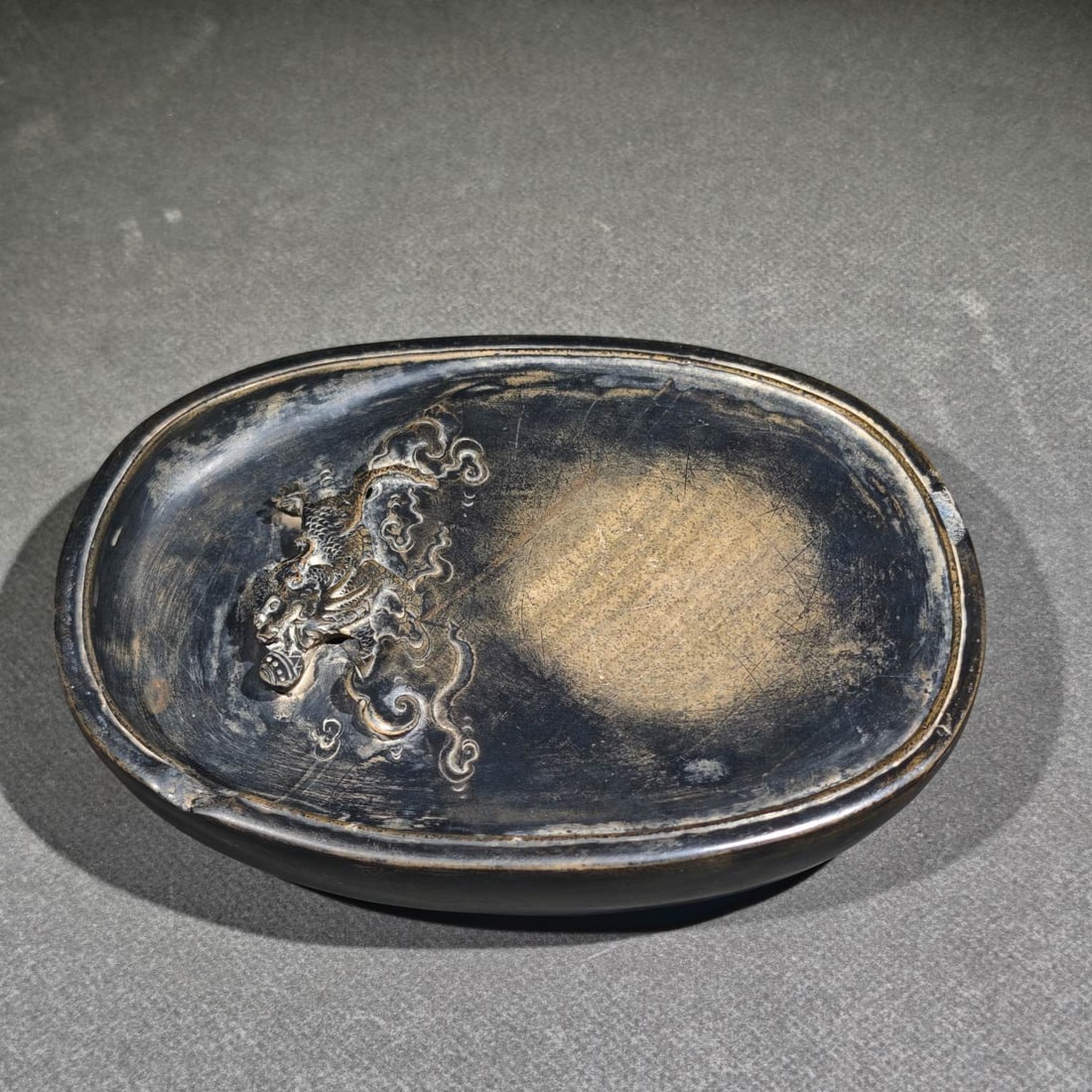 An Exquisite Golden Toad Pattern Inkstone - 9
