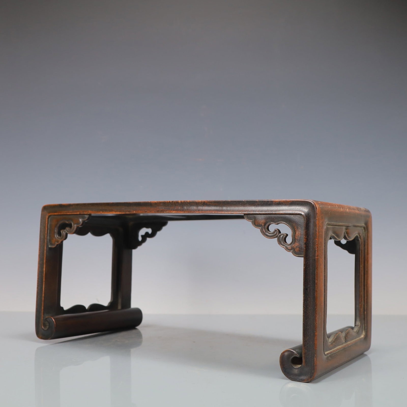 An Exquisite Redwood Table - 2