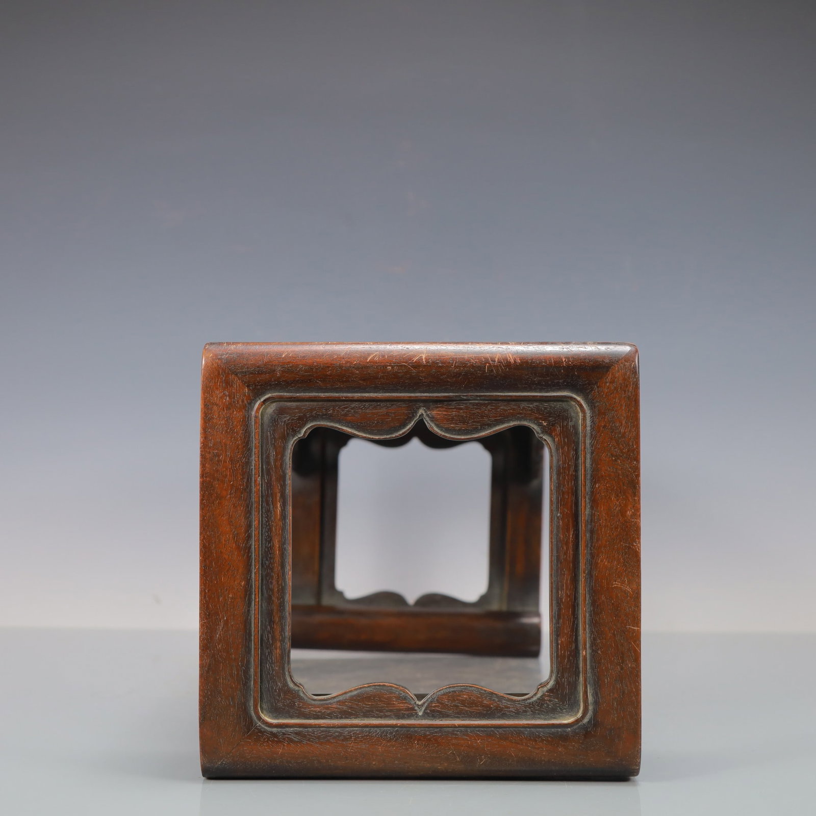 An Exquisite Redwood Table - 7