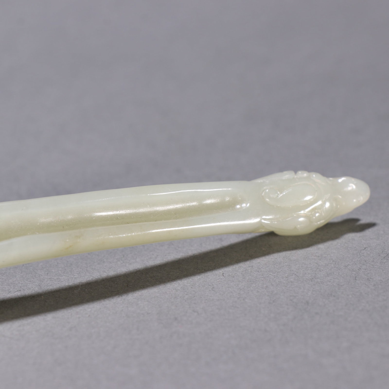 An Exquisite White Jade Spoon - 4