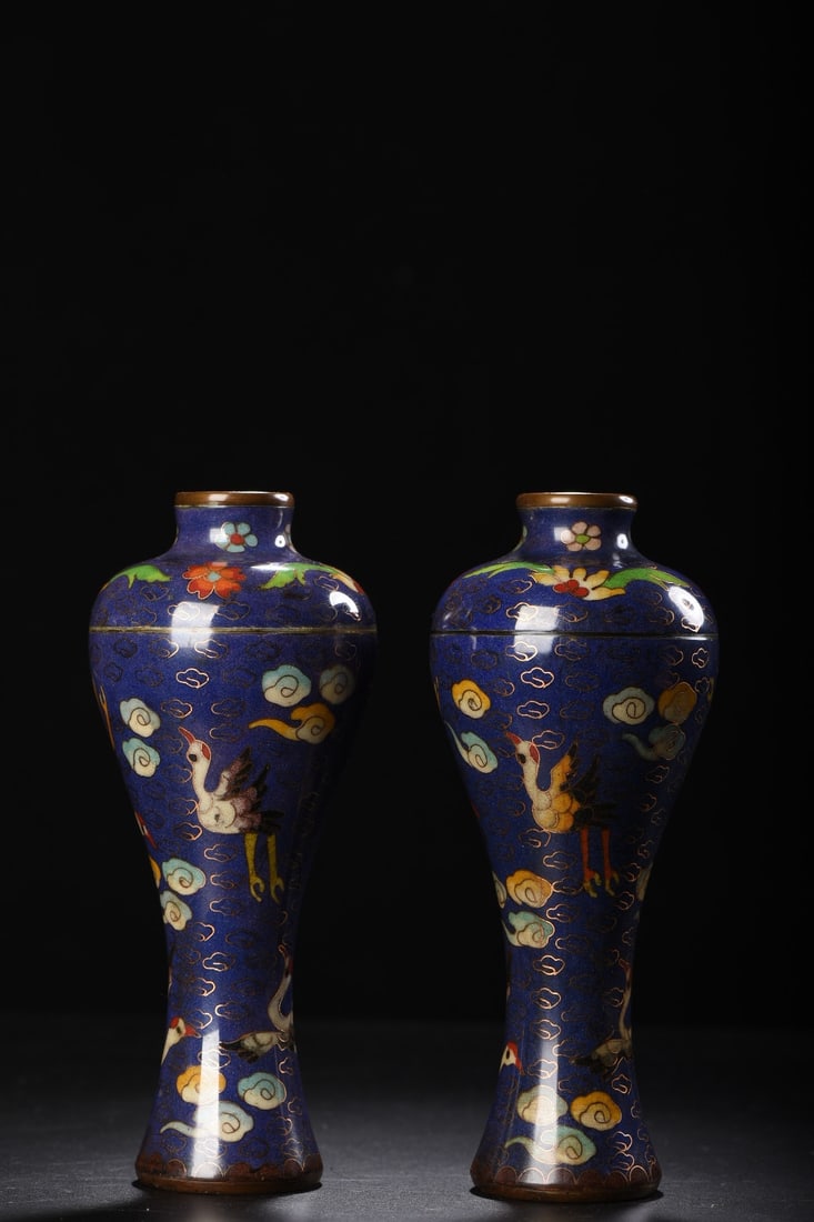 A Pair of Exquisite Cloisonne Crane Pattern Vases: A Pair of Exquisite Cloisonne Crane Pattern Vases,Qing Dynasty,China,with Qianlong Four-character