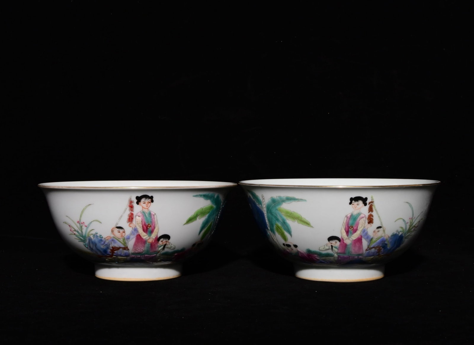 A Pair of Exquisite Enamel Character and Story Pattern with poem Bowls,: A Pair of Exquisite Enamel Character and Story Pattern with poem Bowls,Qing Dynasty, China,Yongzheng Six-character Mark,Size:6.1inx3in