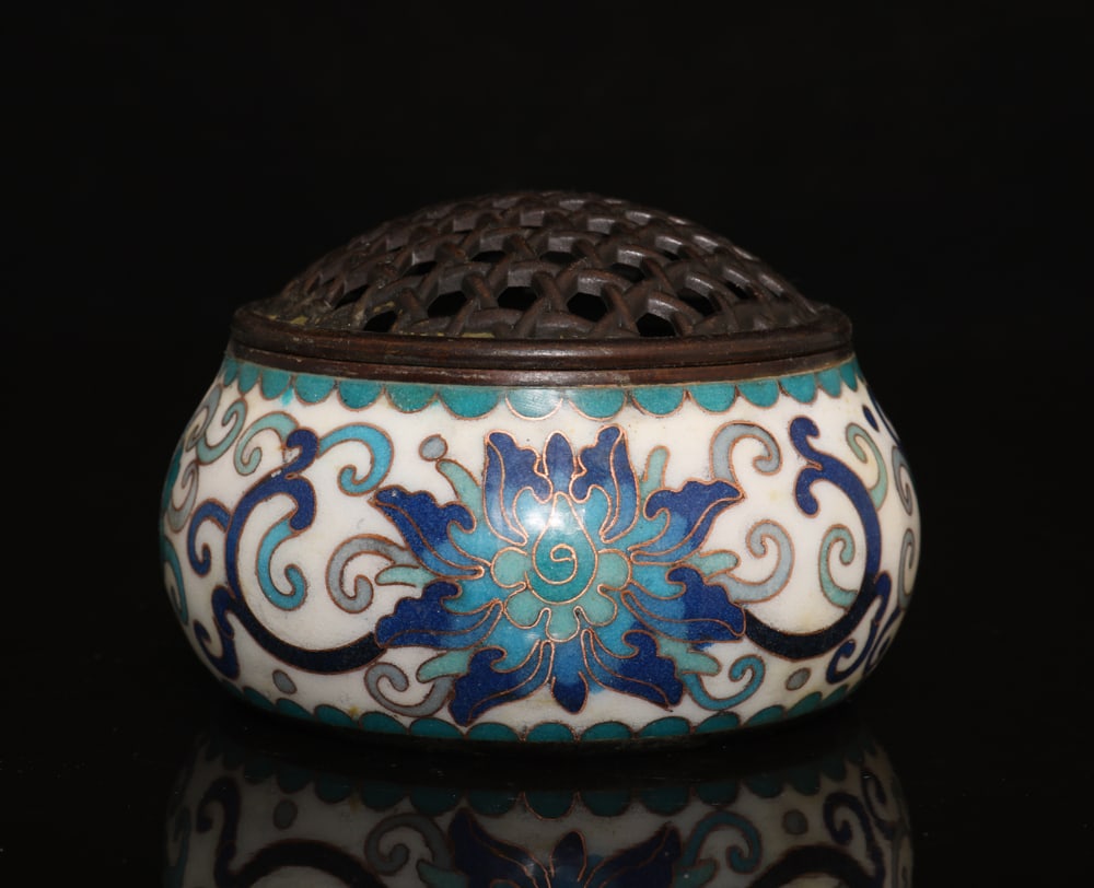 An Exquisite Cloisonne Lotus Pattern Censer: An Exquisite Cloisonne Lotus Pattern Censer,Qing Dynasty,China,with Qianlong Four-character