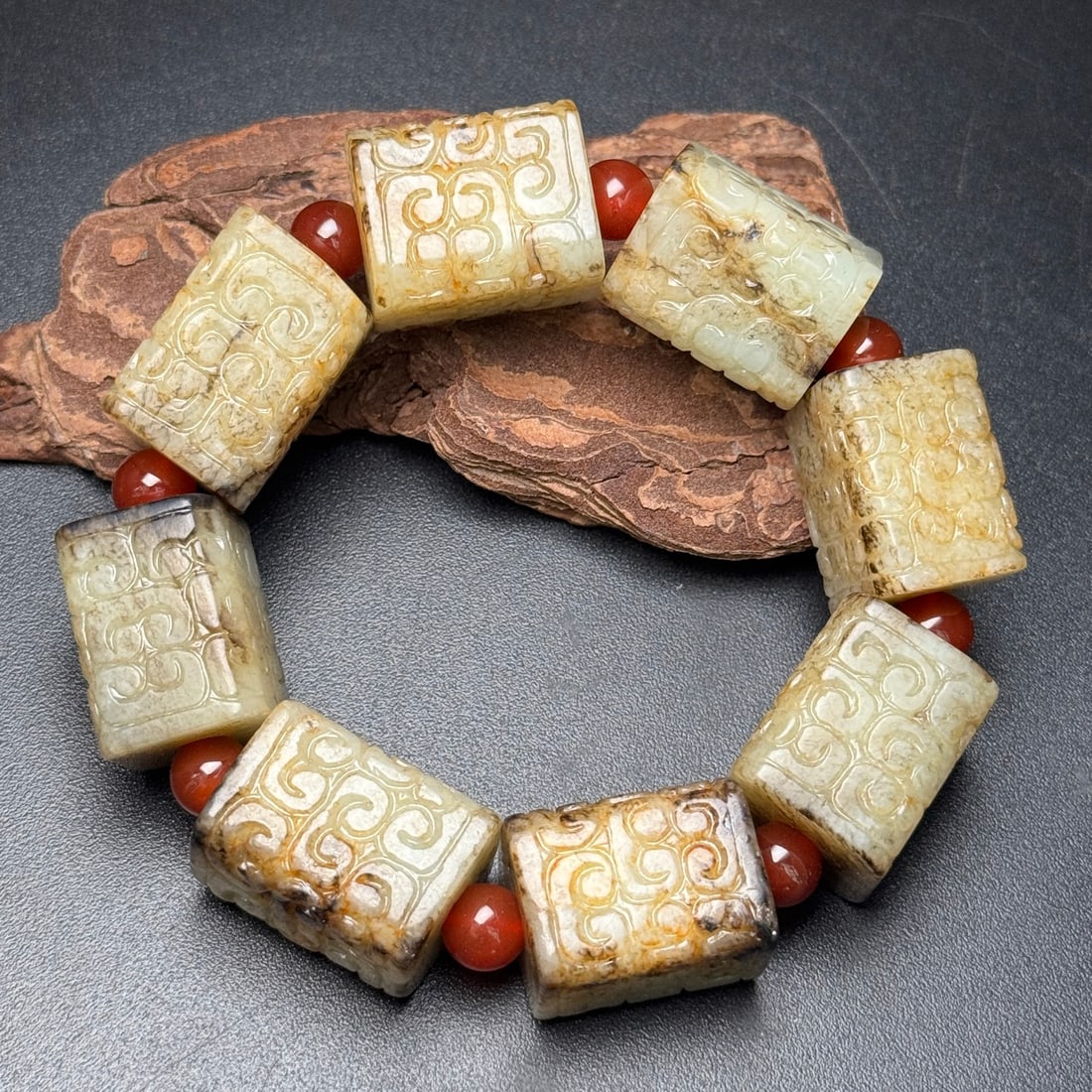 An Exquisite White Jade Bracelets - 2