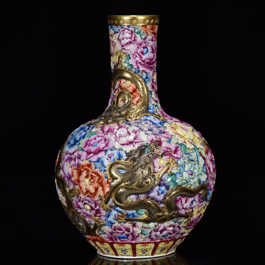 An Exquisite Enamel Gilded Dragon Pattern Flower Pattern Vase - 2