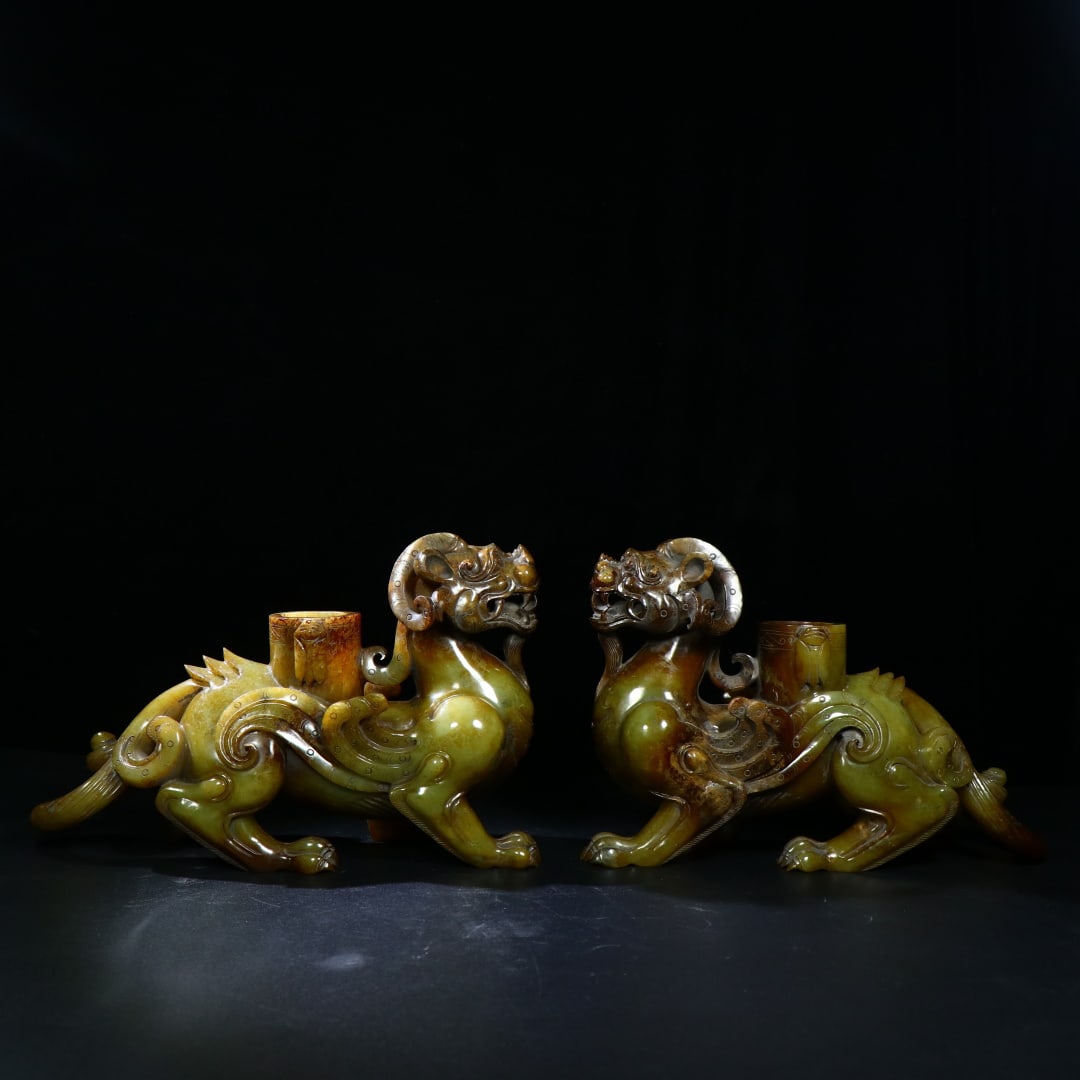 A Pair of Exquisite White Jade Auspicious Animal Ornaments (1 of 9)