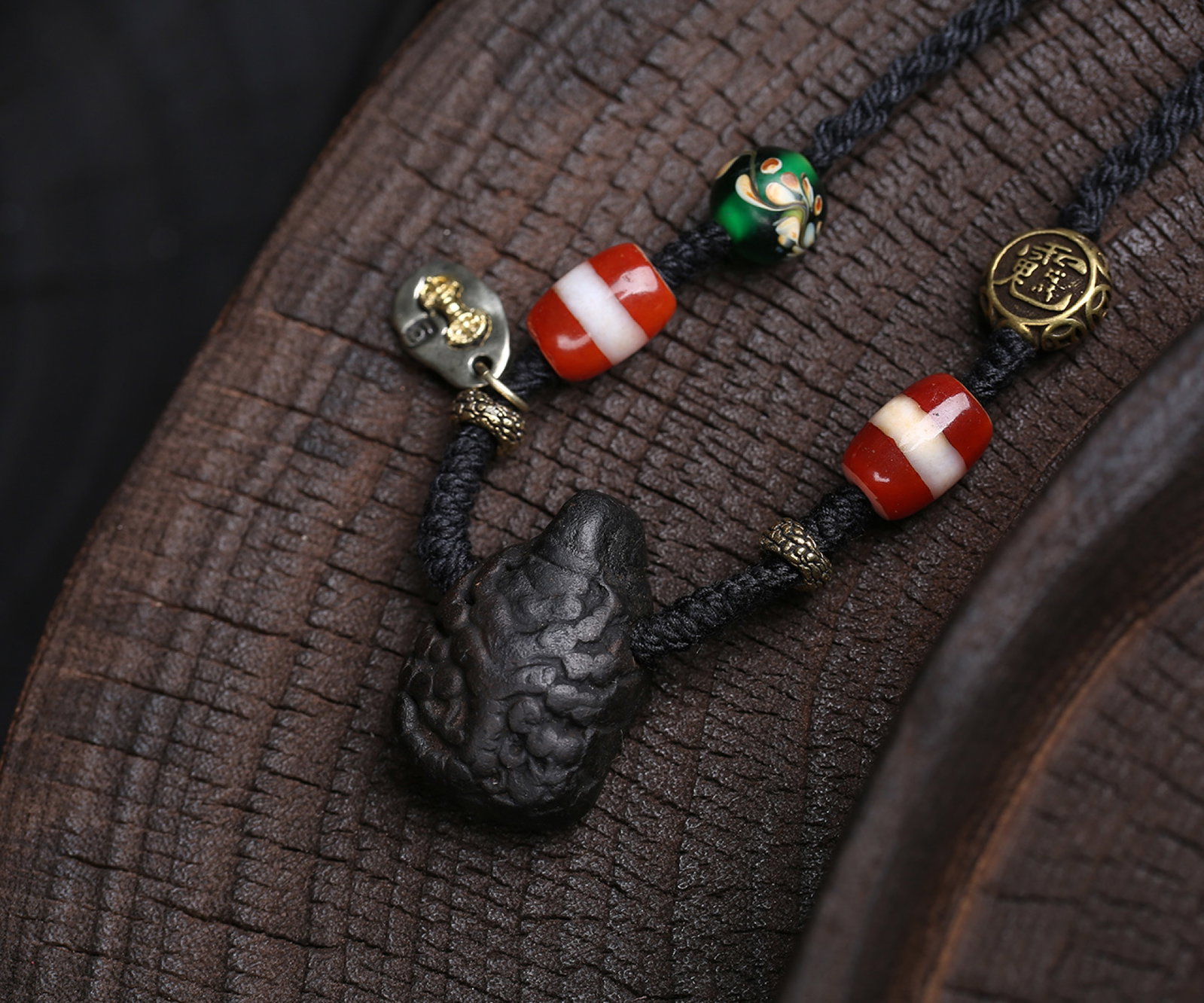 An Exquisite Pendant - 4