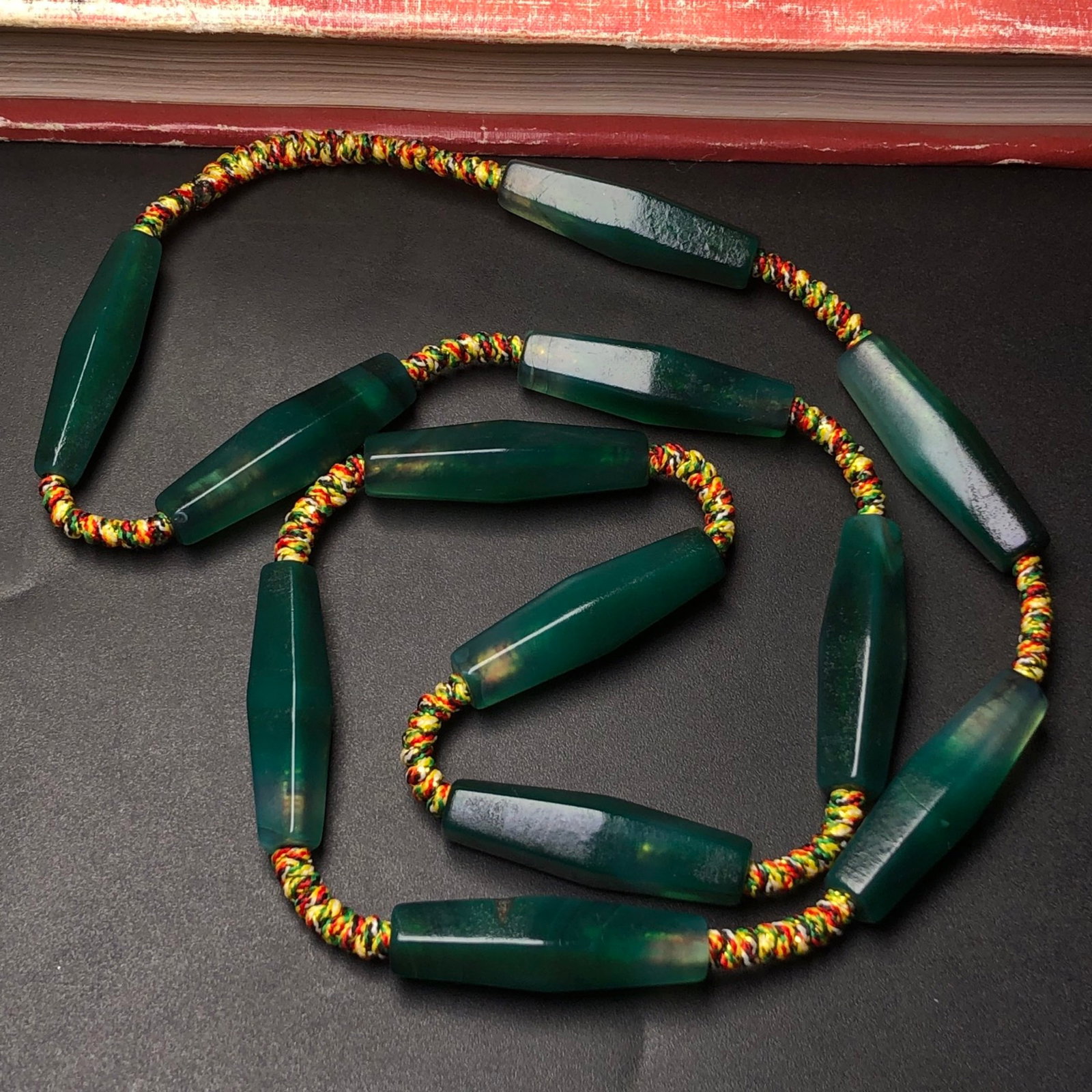 An Exquisite Agate Necklace - 4