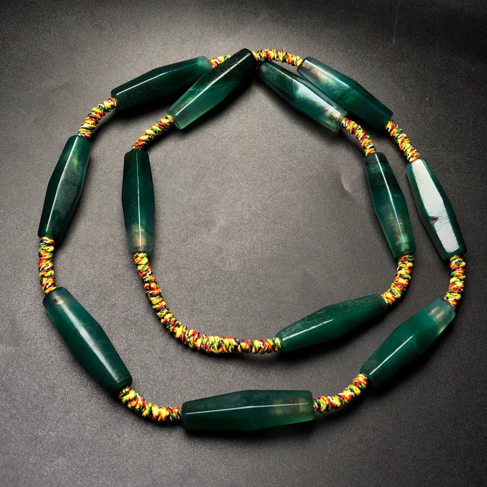 An Exquisite Agate Necklace - 5