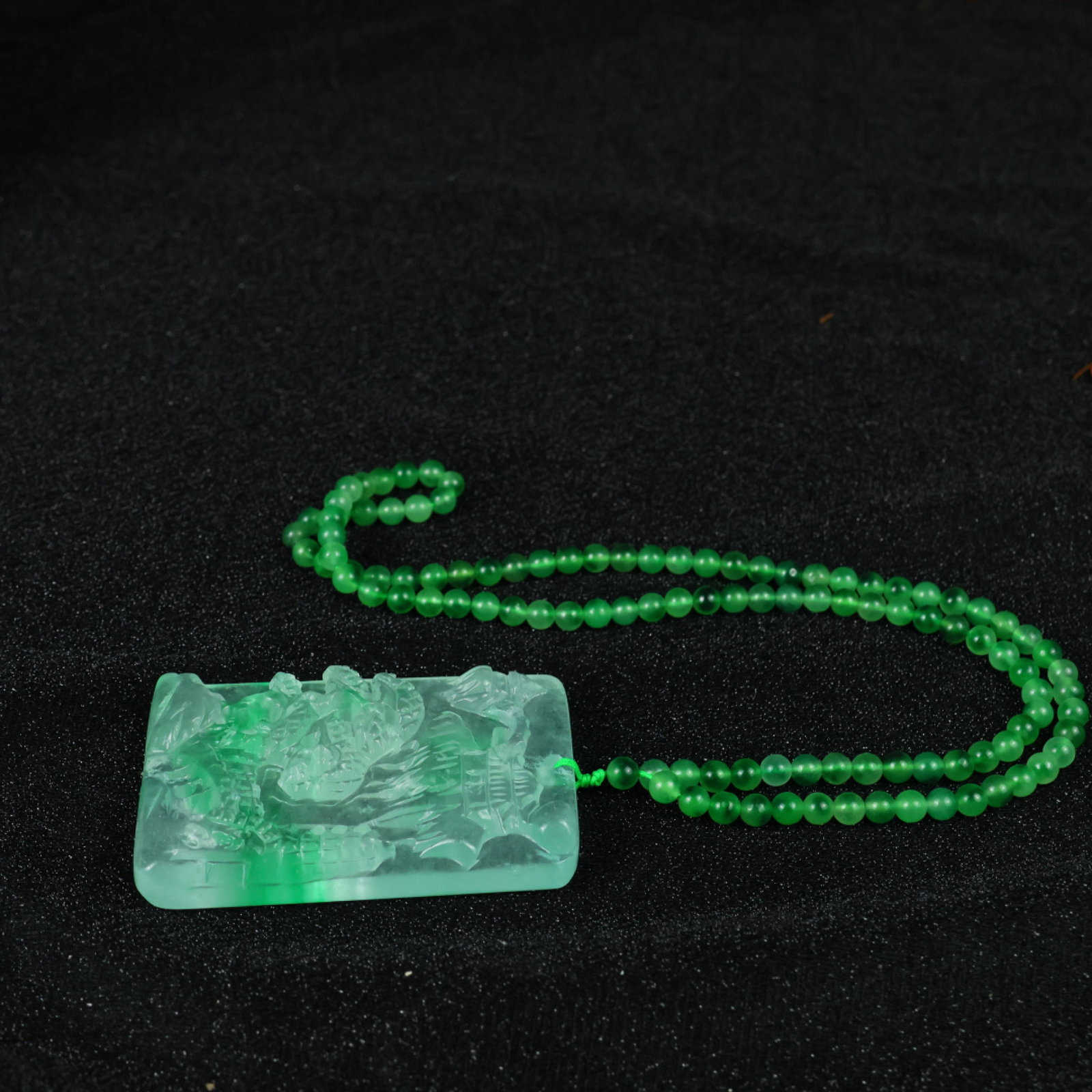 An Exquisite Jadeite Landscape Pattern Pendant - 6