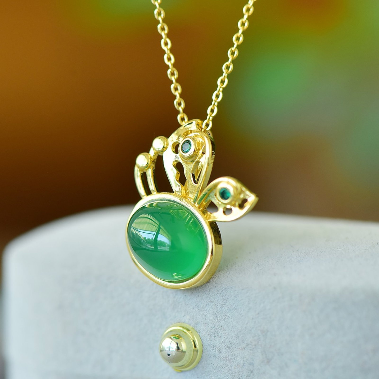 An Exquisite Pendant: An Exquisite Pendant,Size:10mmx12mm 吊坠