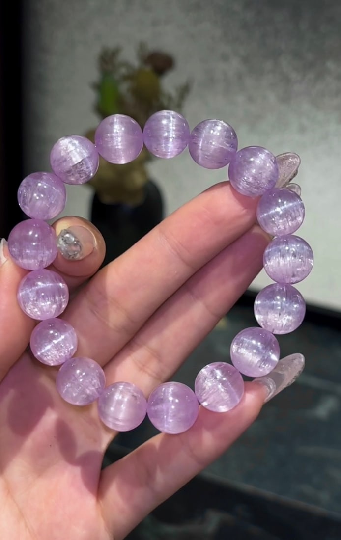An Exquisite Crystal Bracelets - 6