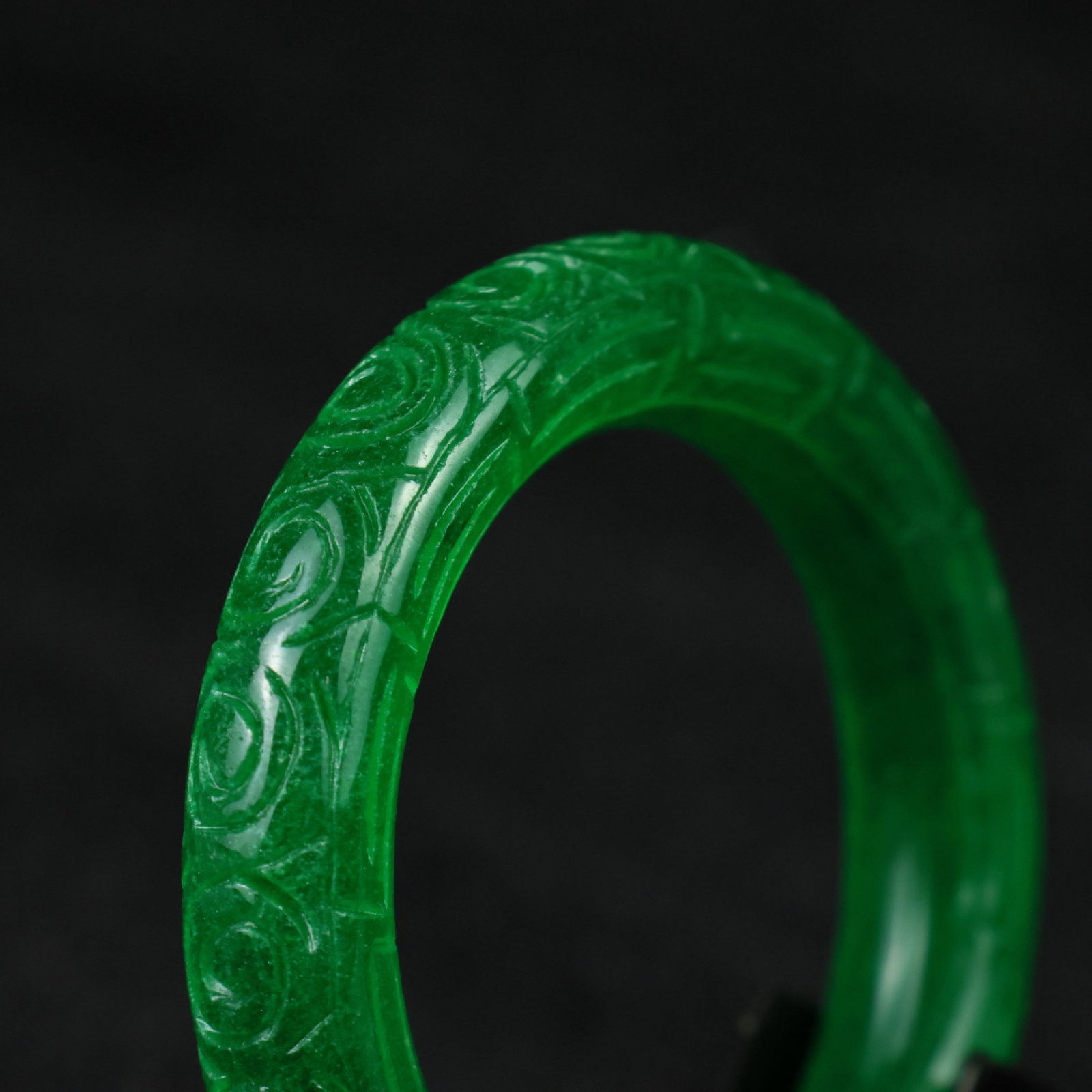 An Exquisite Jadeite Bracelets - 3