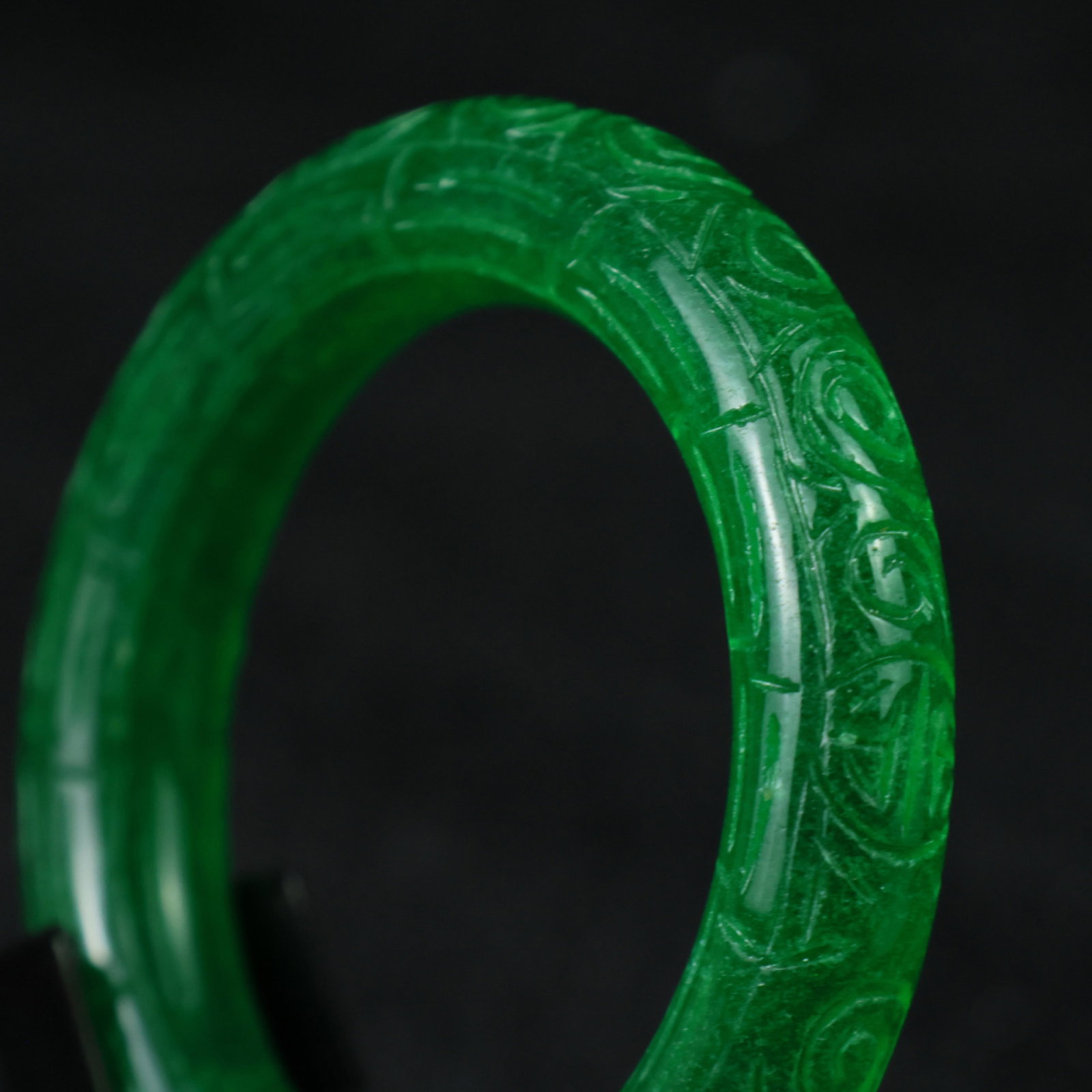 An Exquisite Jadeite Bracelets - 5