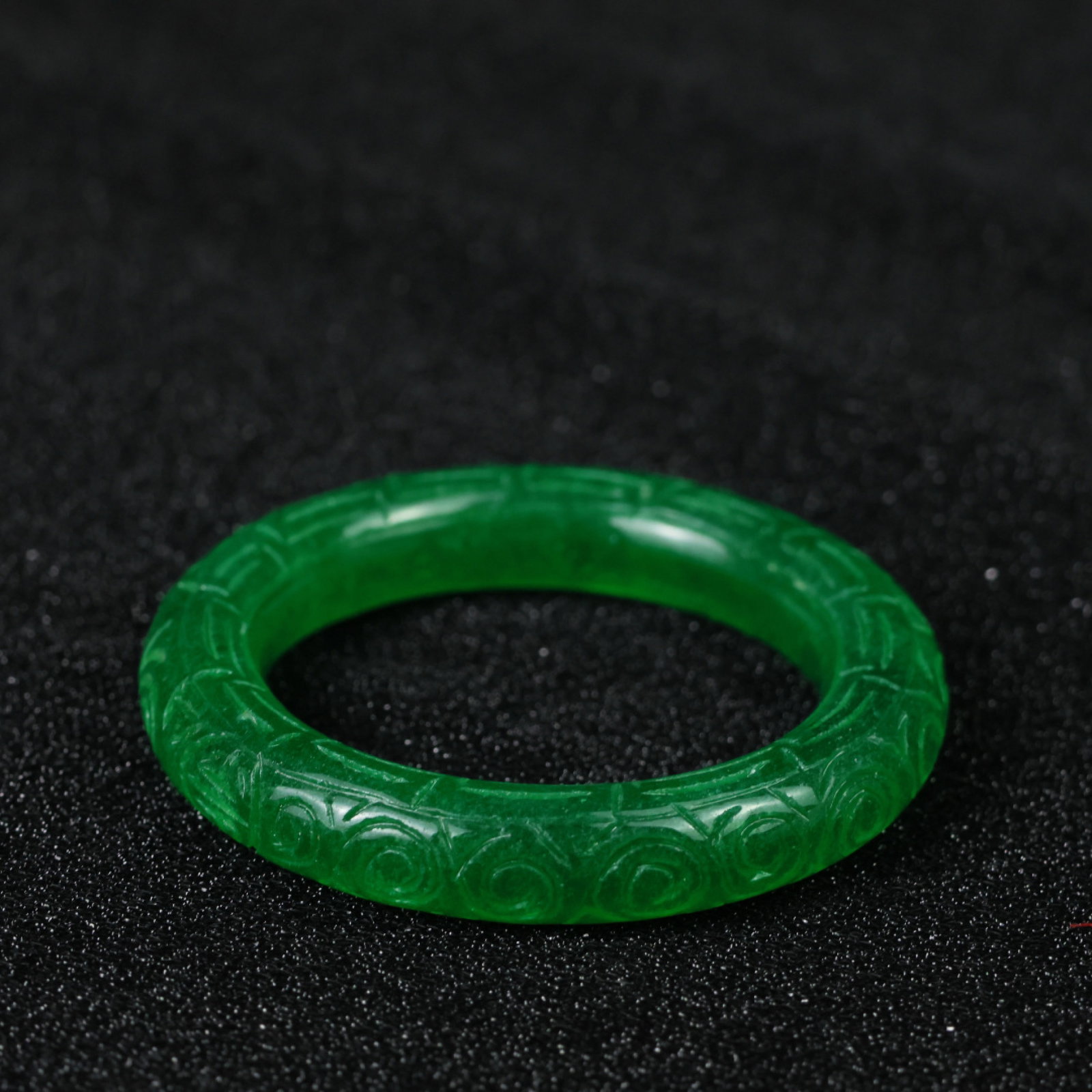 An Exquisite Jadeite Bracelets - 7